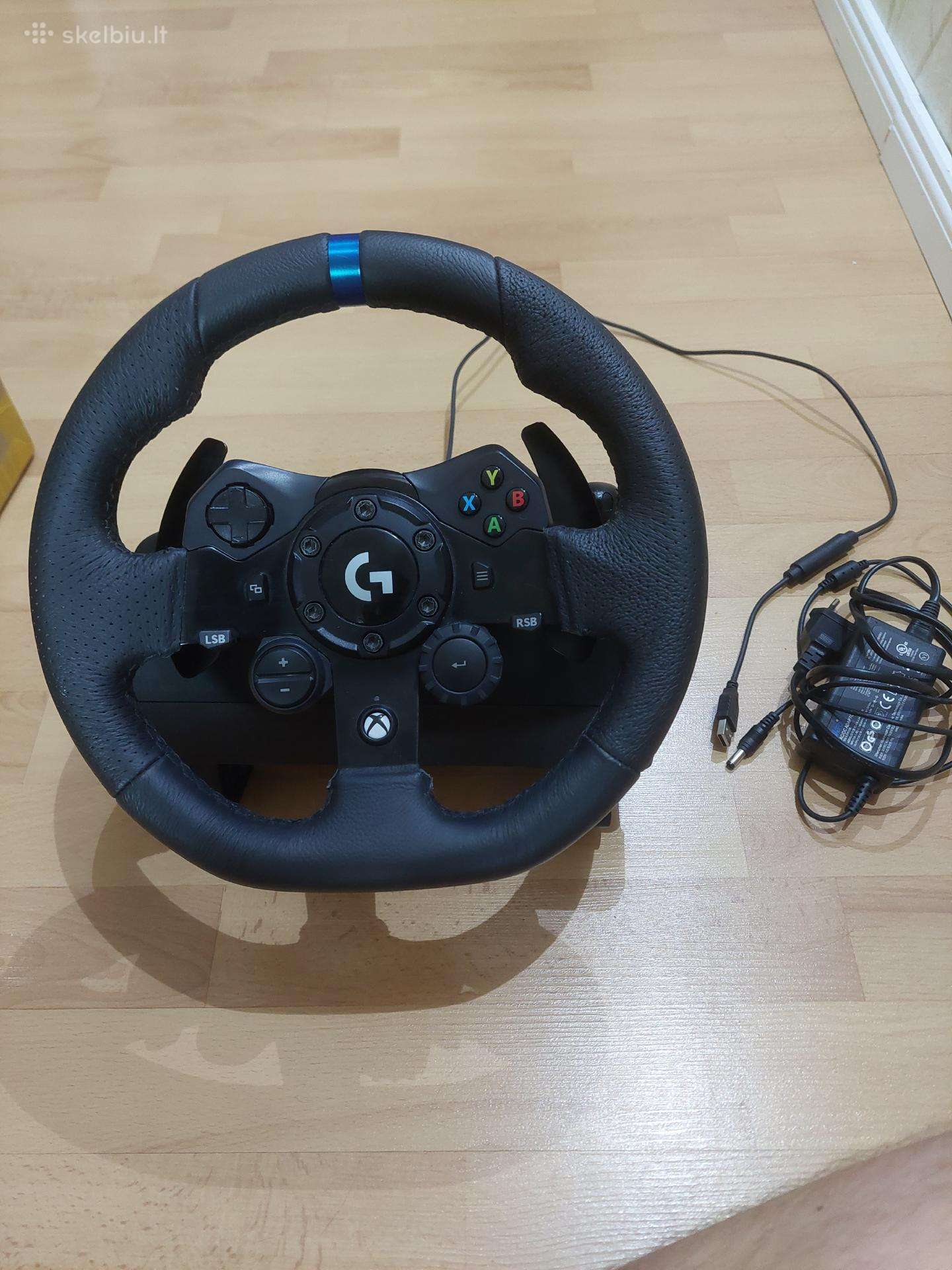 Logitech G923 vairas, pedalai ir pavarų svirtis