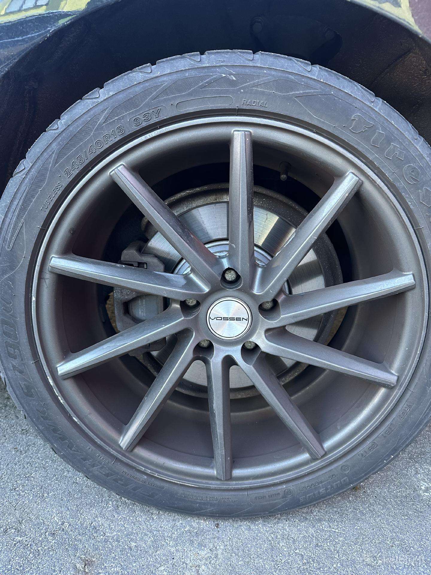 Vossen R18 Ratlankiai+summer Firestone padangos