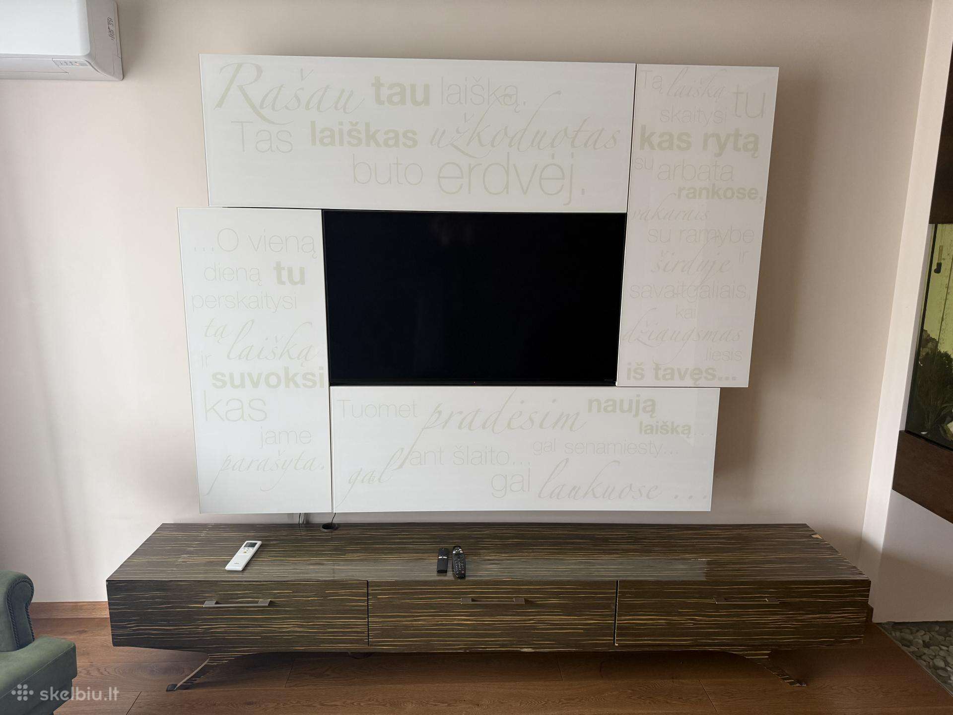 TV baldu komplektas