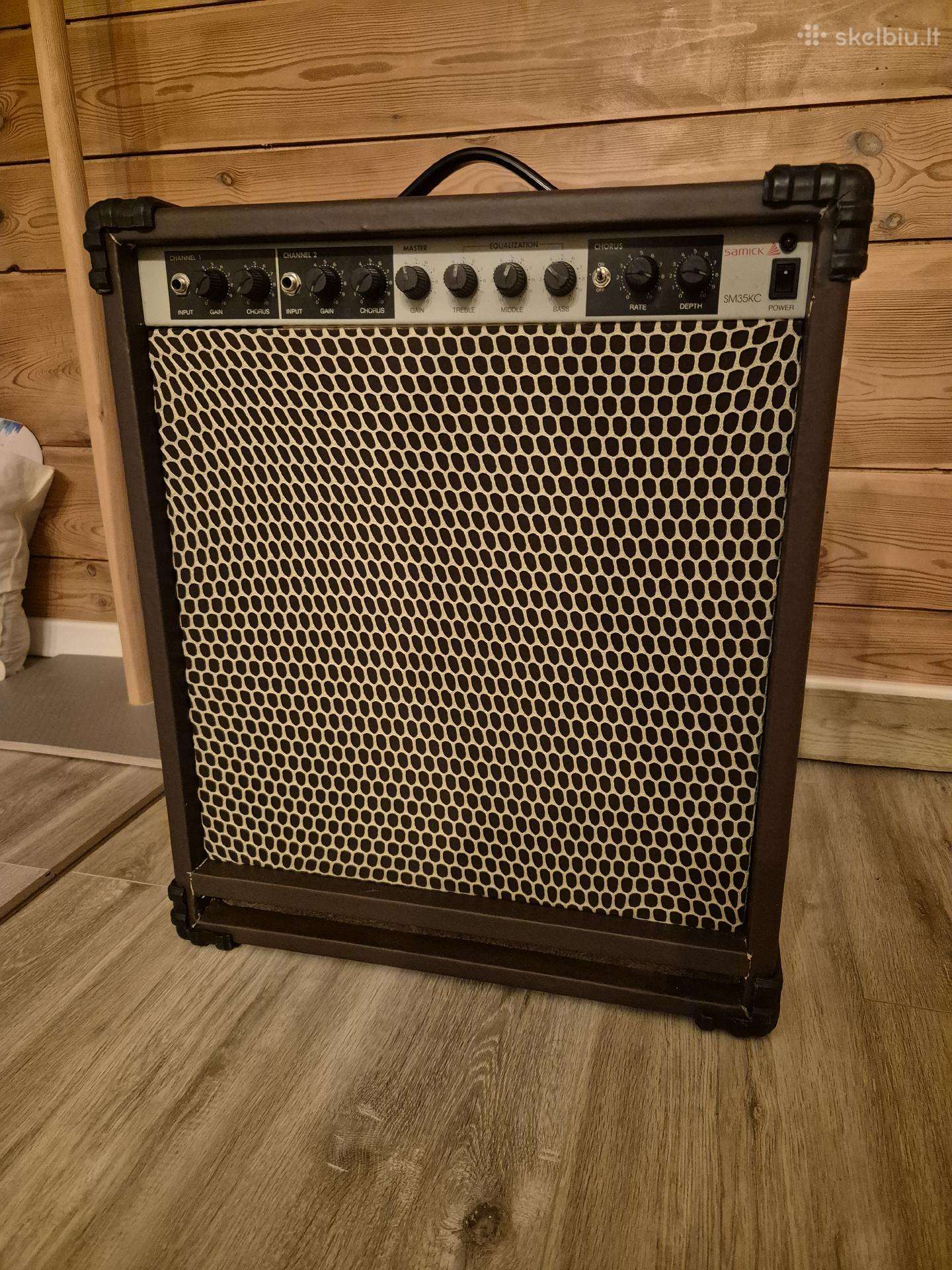 Gitaros stiprintuvas Samick Sm35kc