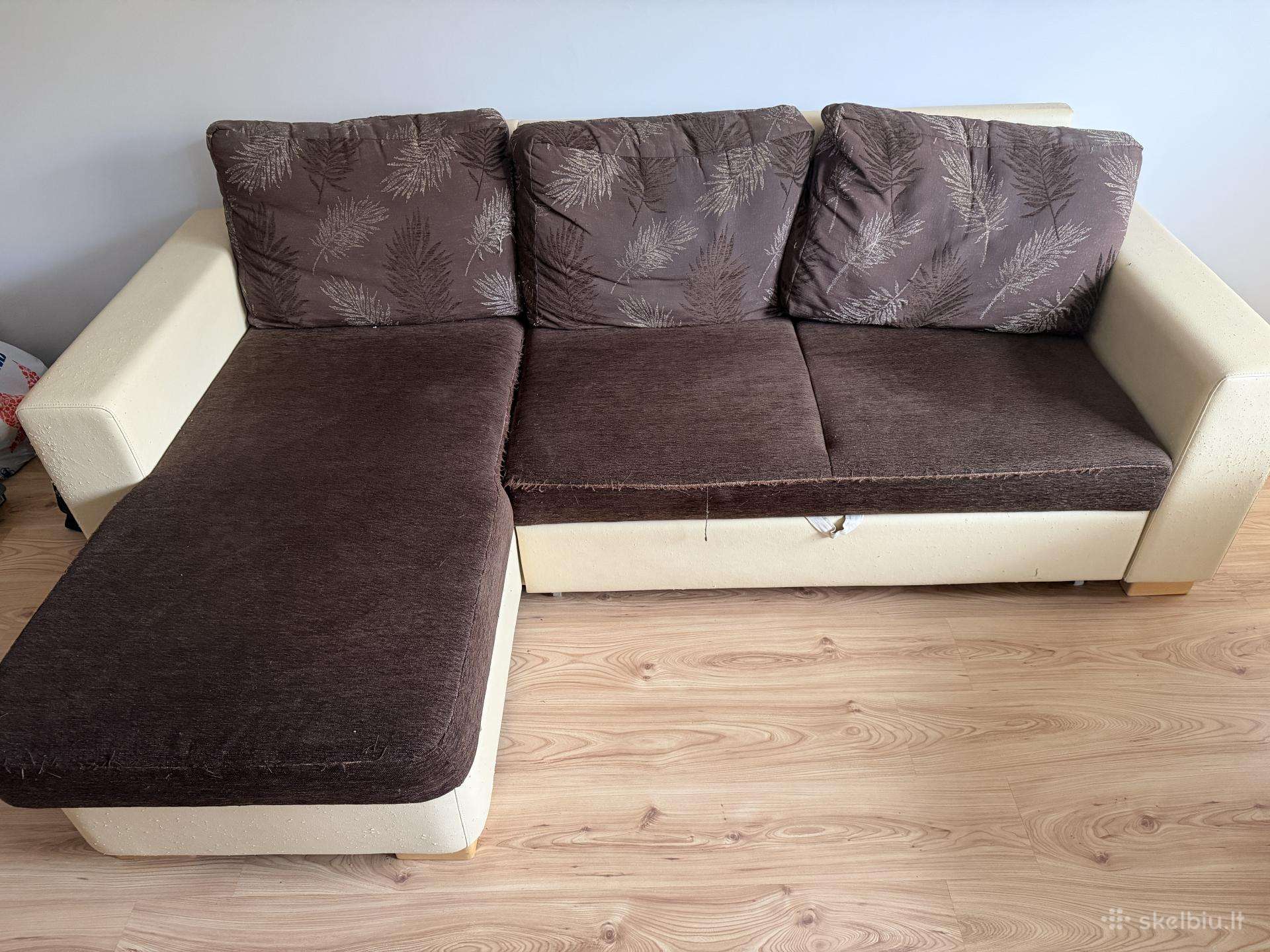 Trivietė ruda sofa/lova su patalynės dėže 237ilgio