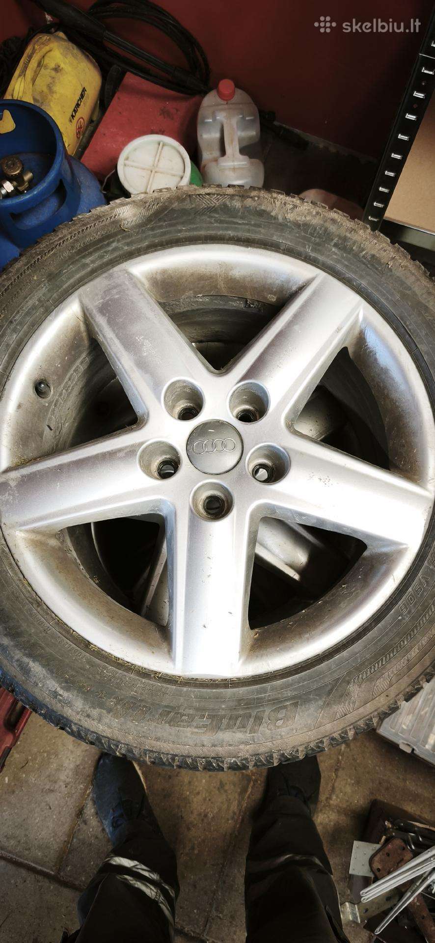 R17