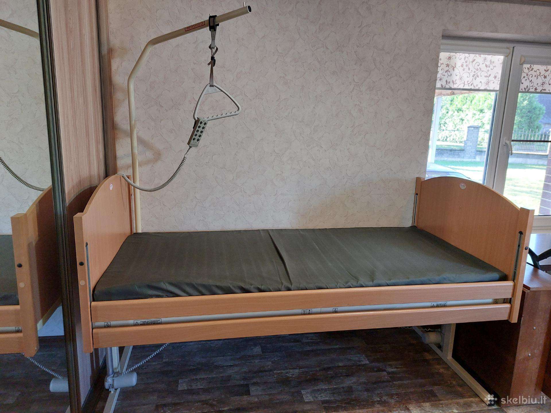 Funkcine slaugos lova+med.ciuzinys nuo pragulu.