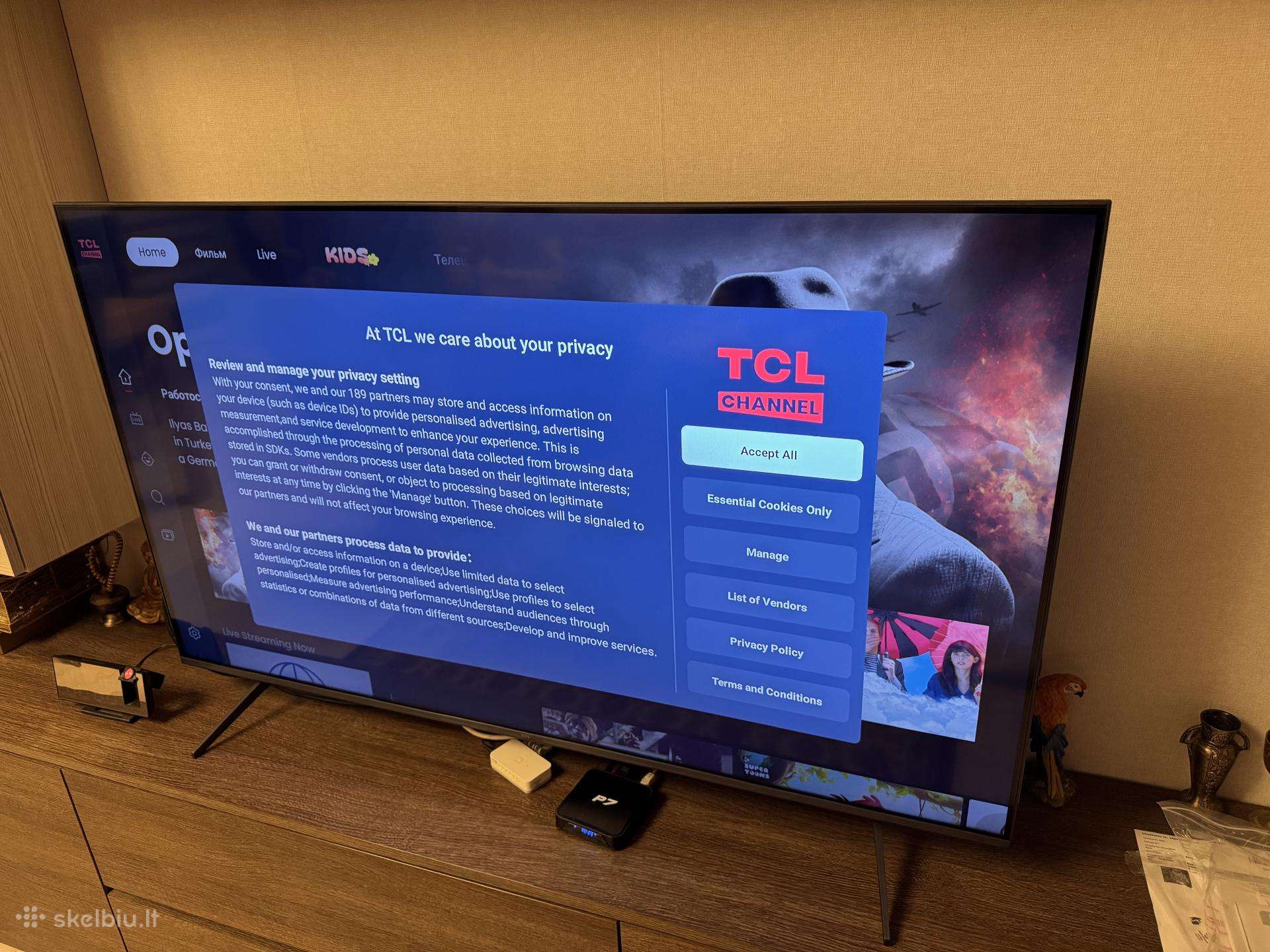 Tcl televizorius