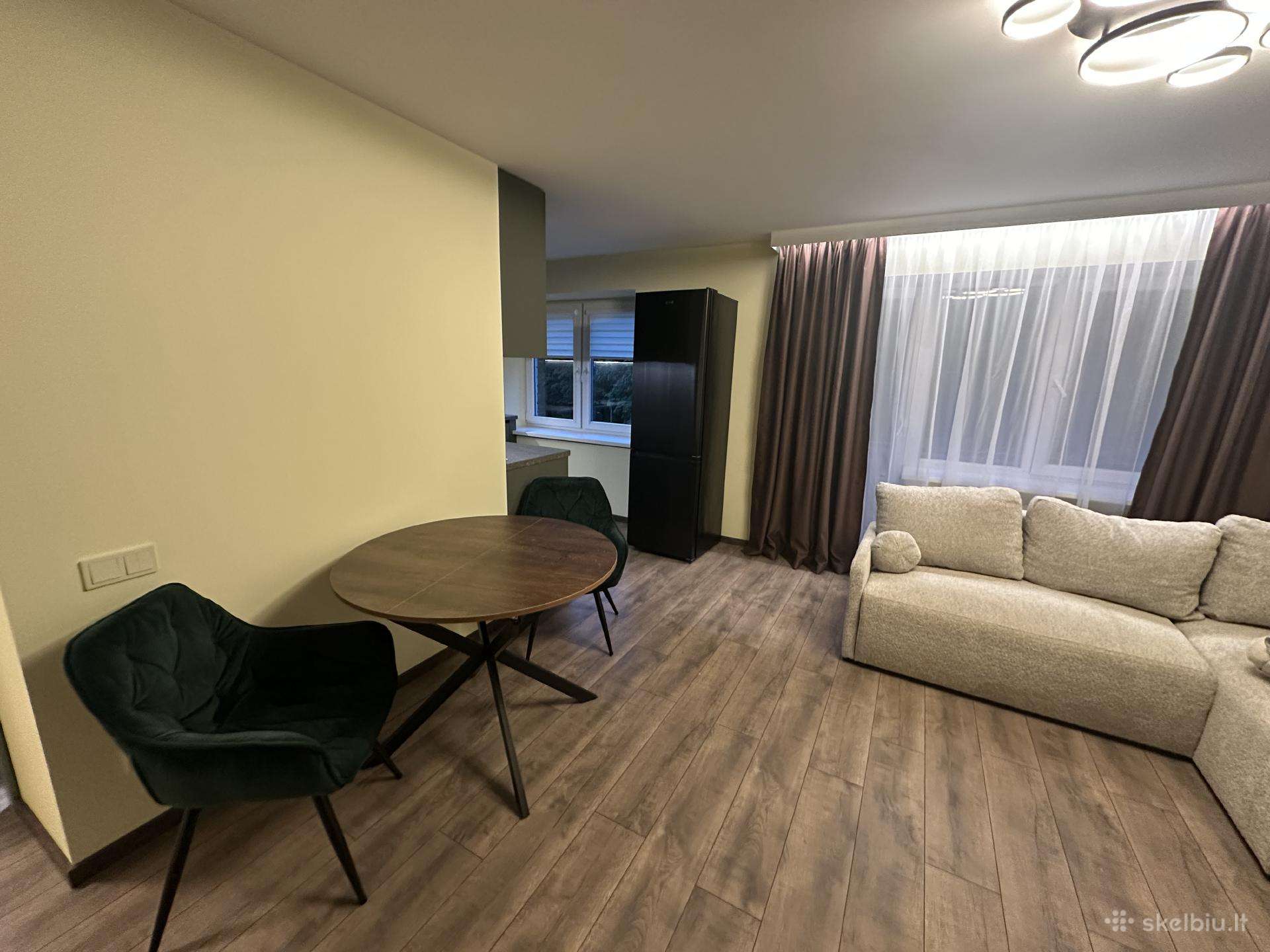 Centre išnuomuojamas 2 k butas