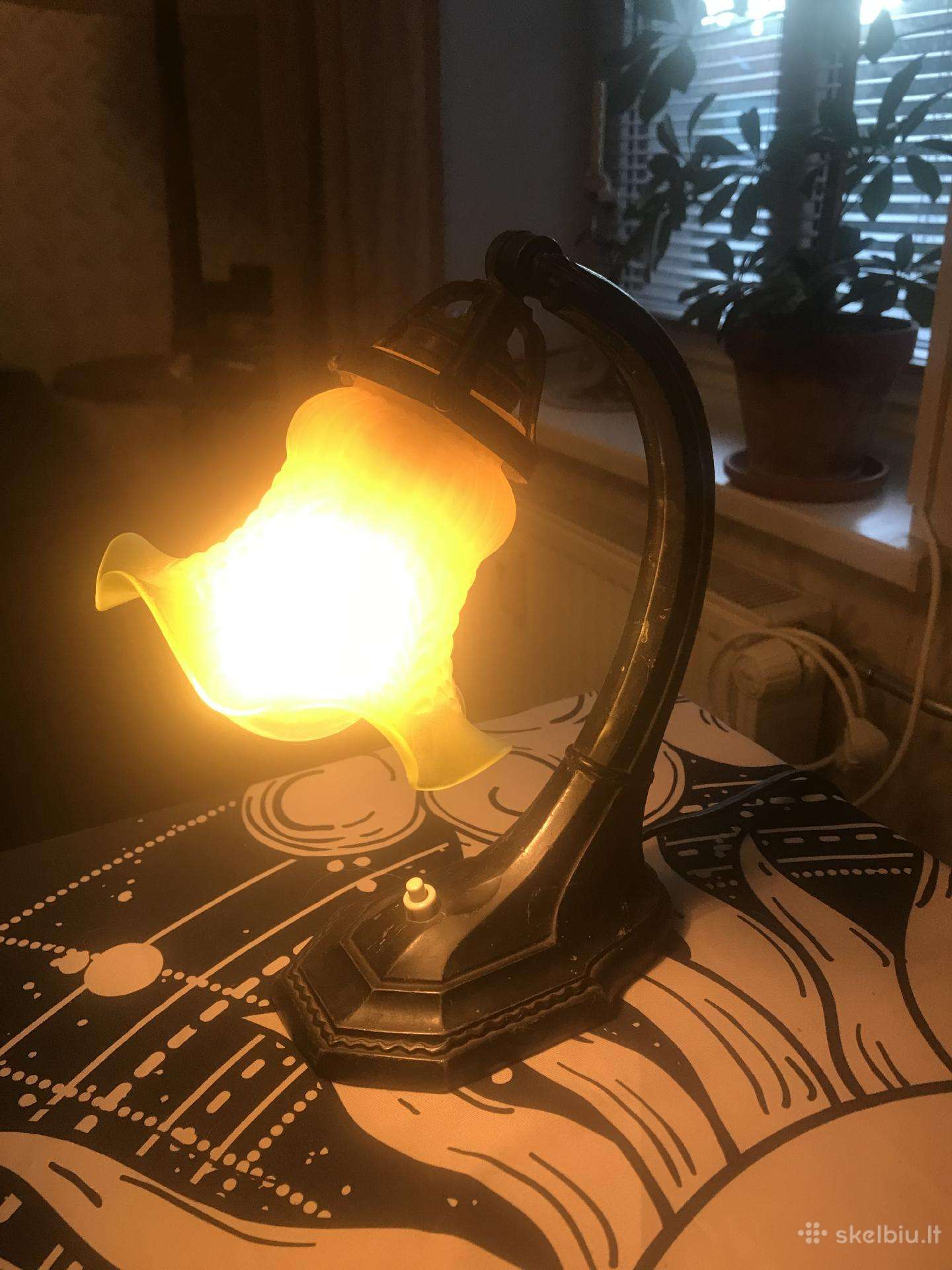 Art Nouveau Šviestuvas