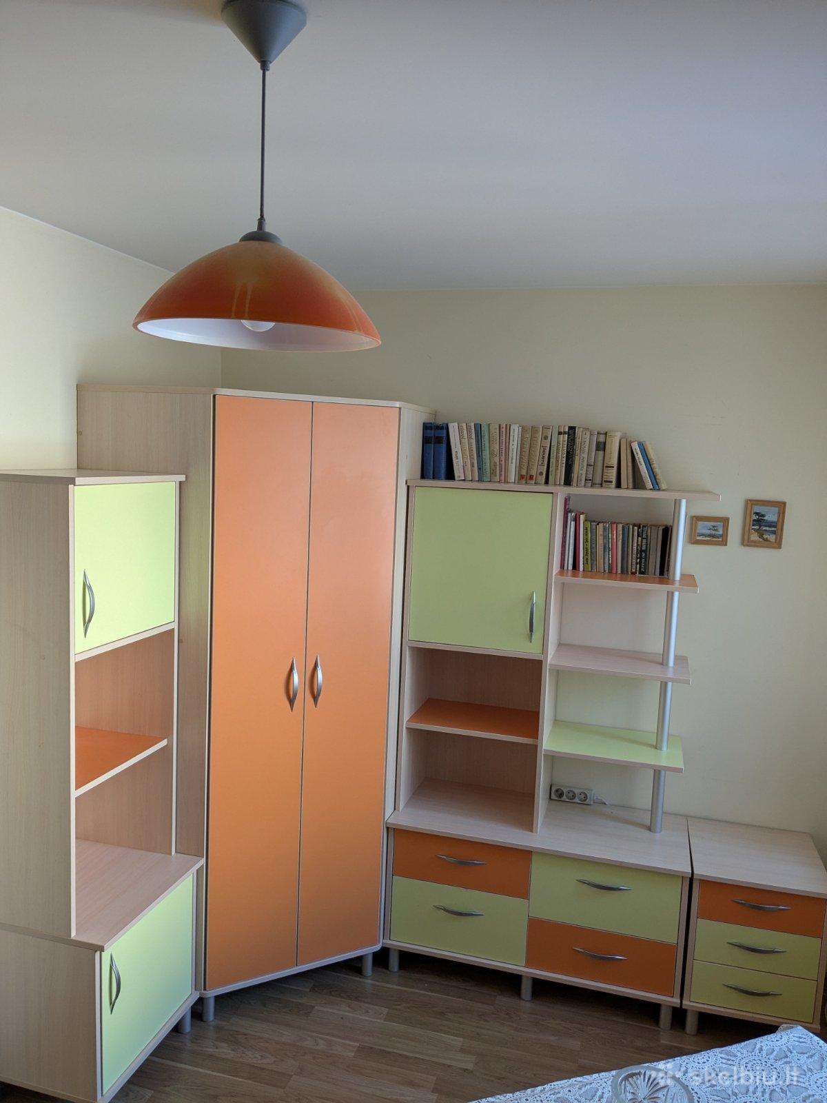 Parduodami baldai 120 eu