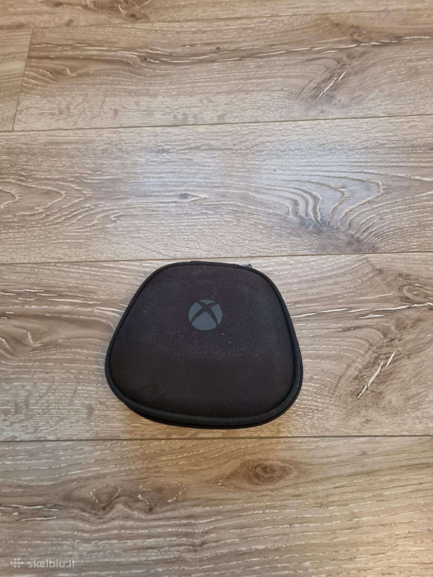 Parduodu Xbox Elite Series 2 pulta.