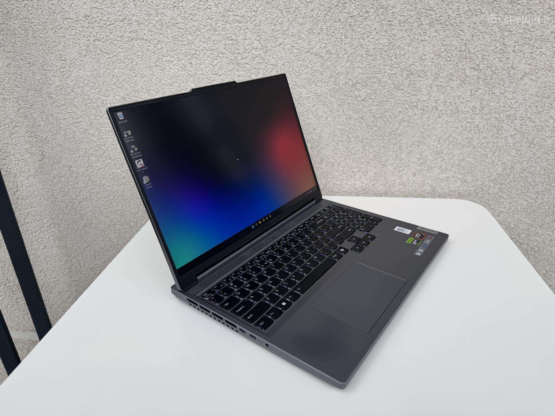 Lenovo Legion 5 Slim Rtx 4070 / 8845hs / 240hz