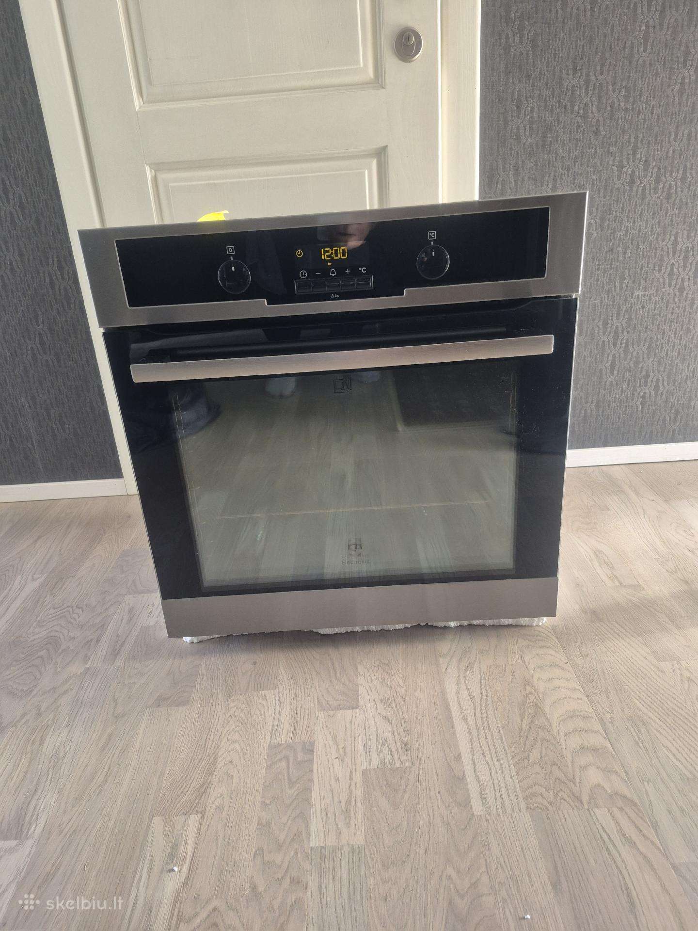 Naudota orkaitė Electrolux Eoc456510x