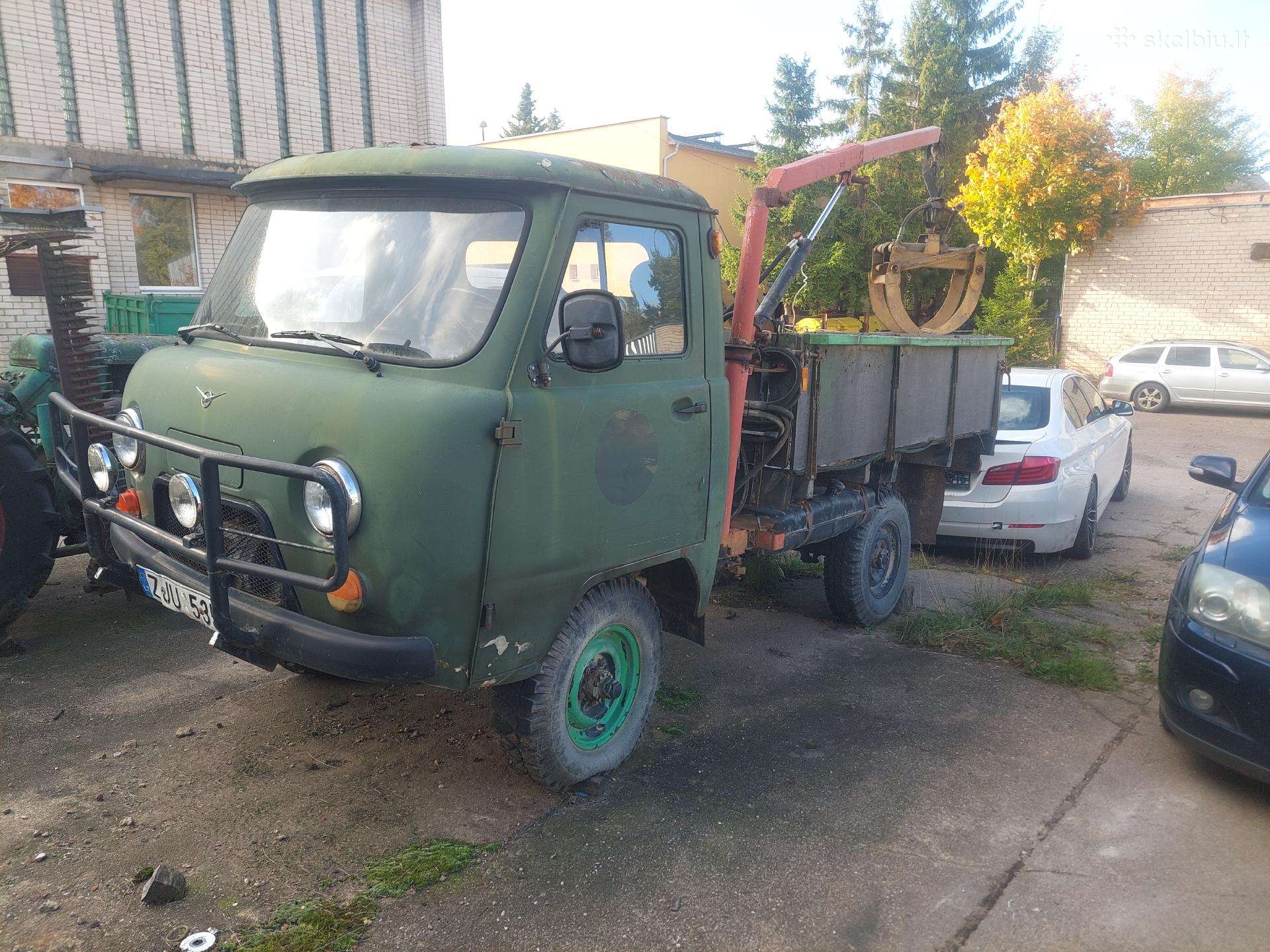 Automobilis uaz 3303