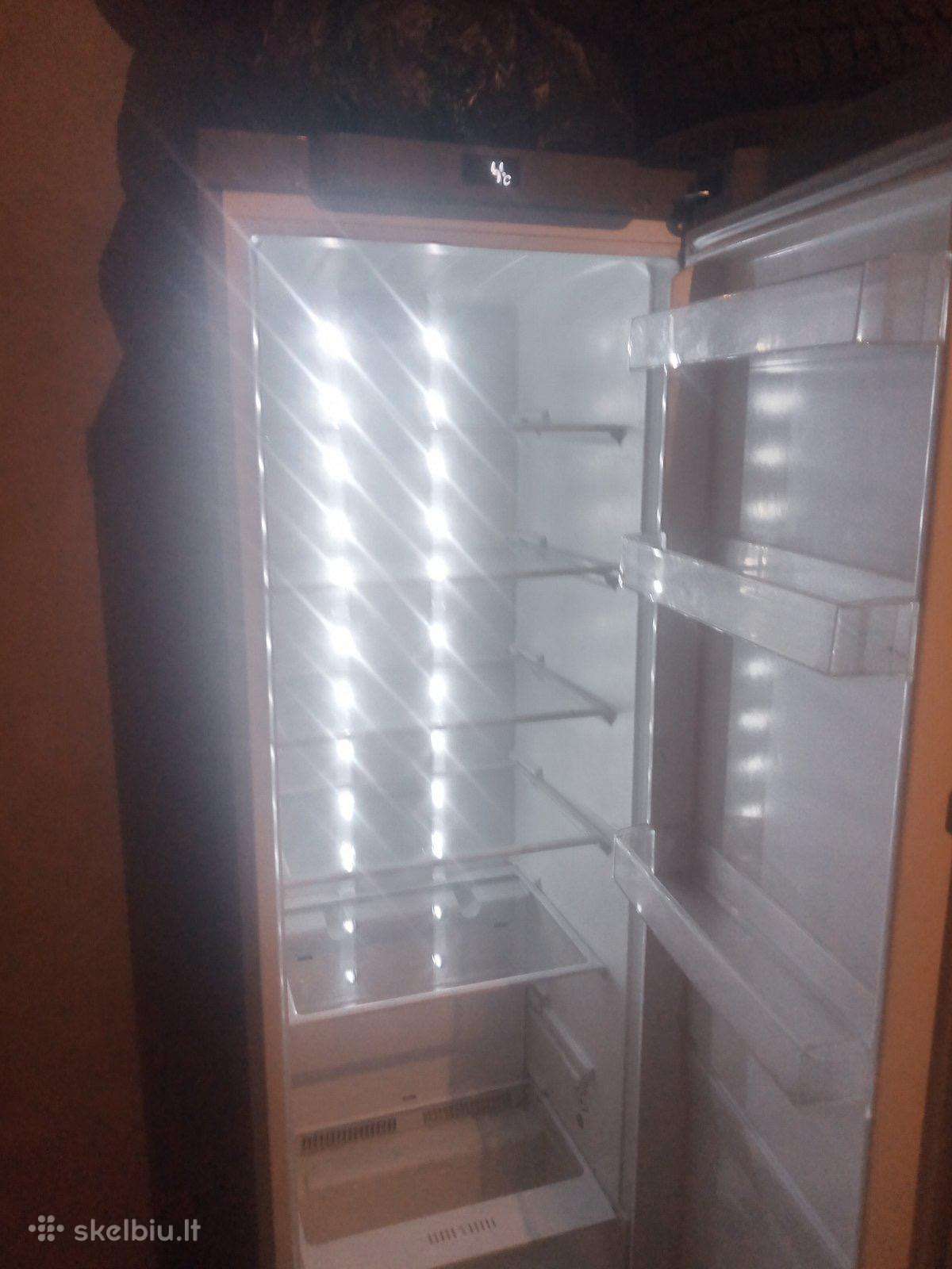 Parduodu šaldiklį ir šaldytuvą