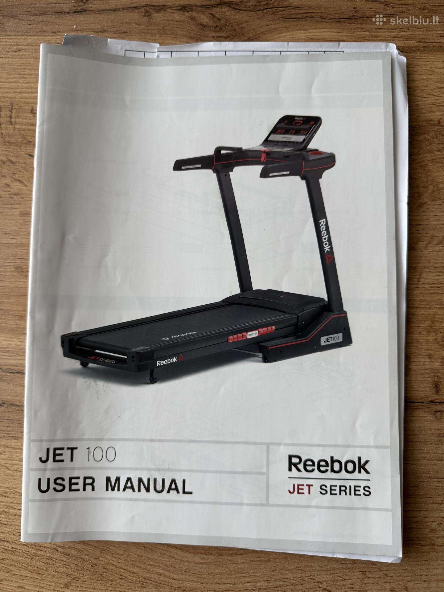Reebok Jet 100