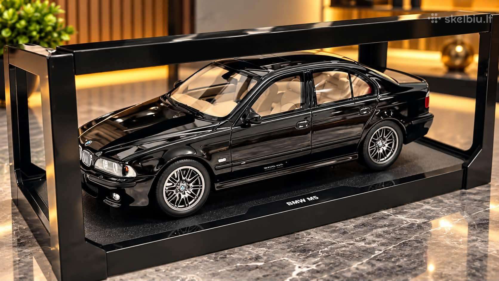 Bmw m5 e39 1/18 model