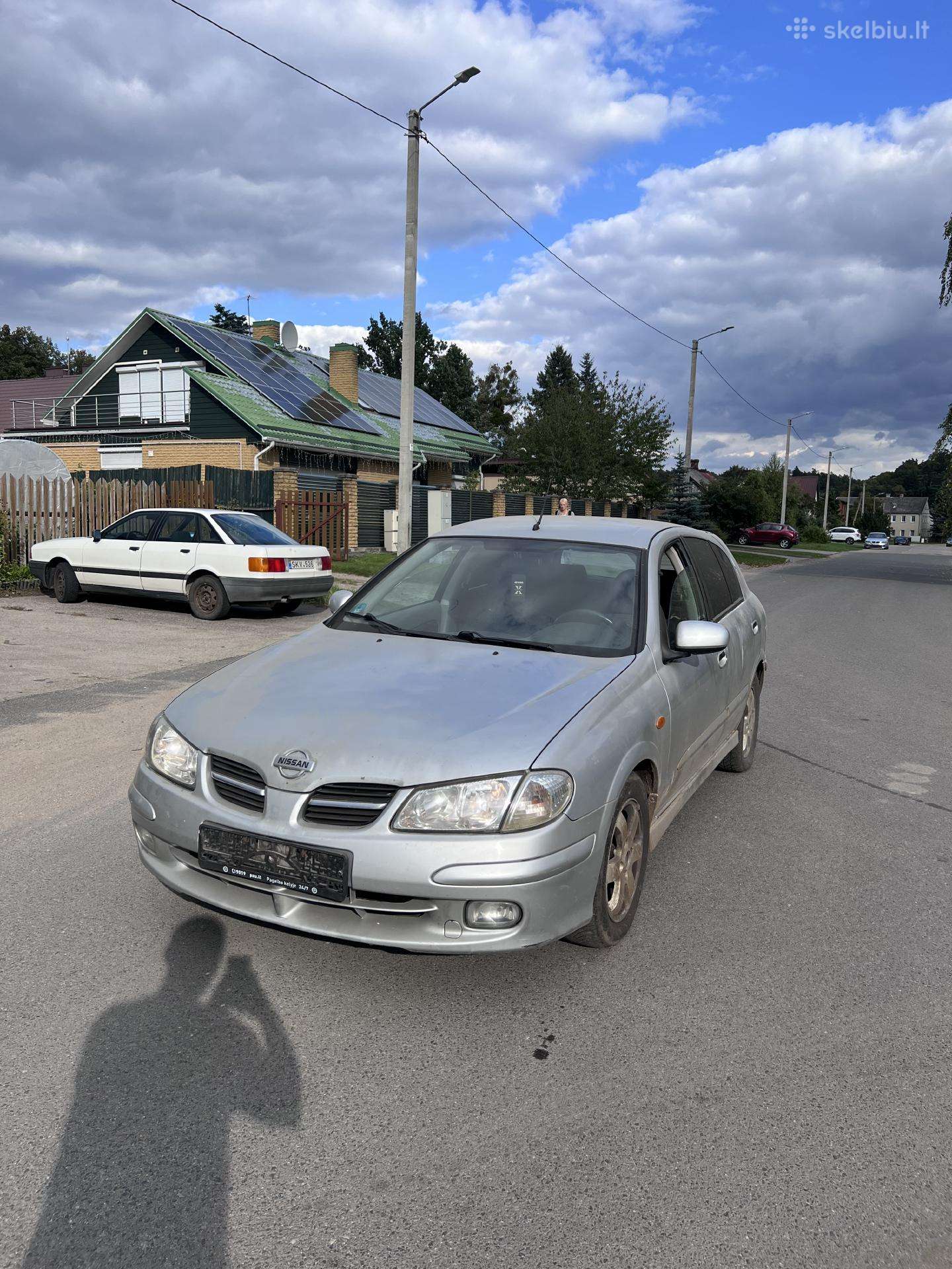 Nissan Almera