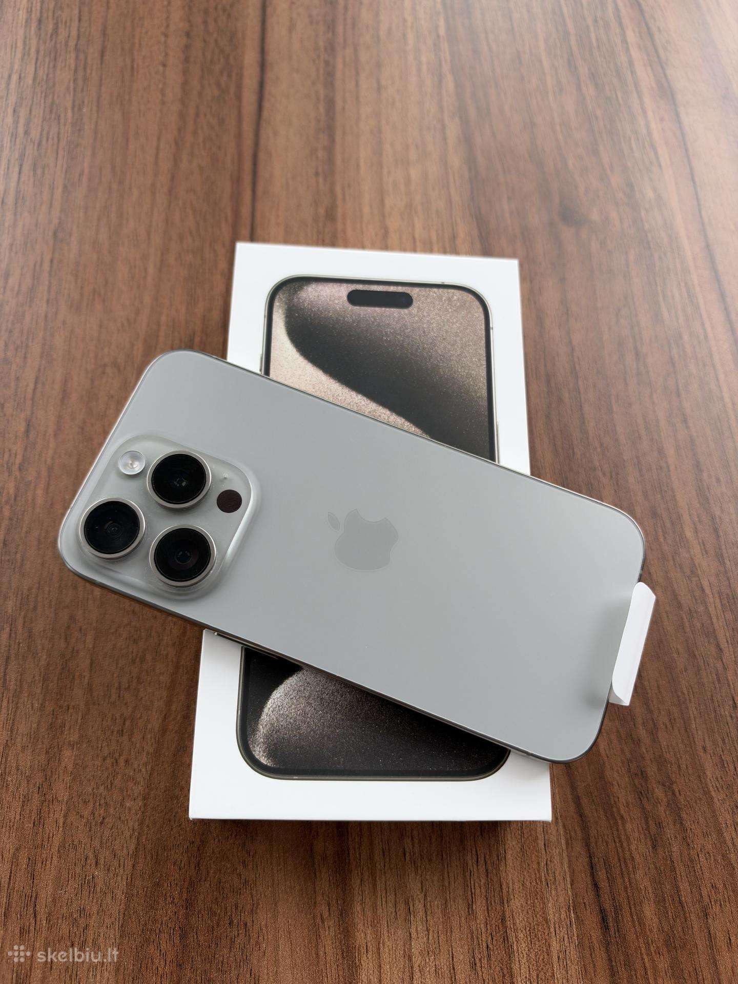 iPhone 15 Pro Titanium 256 GB