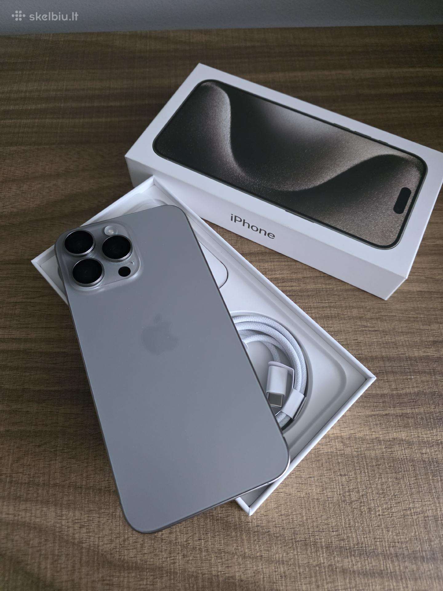 iPhone 15pro max 512gb