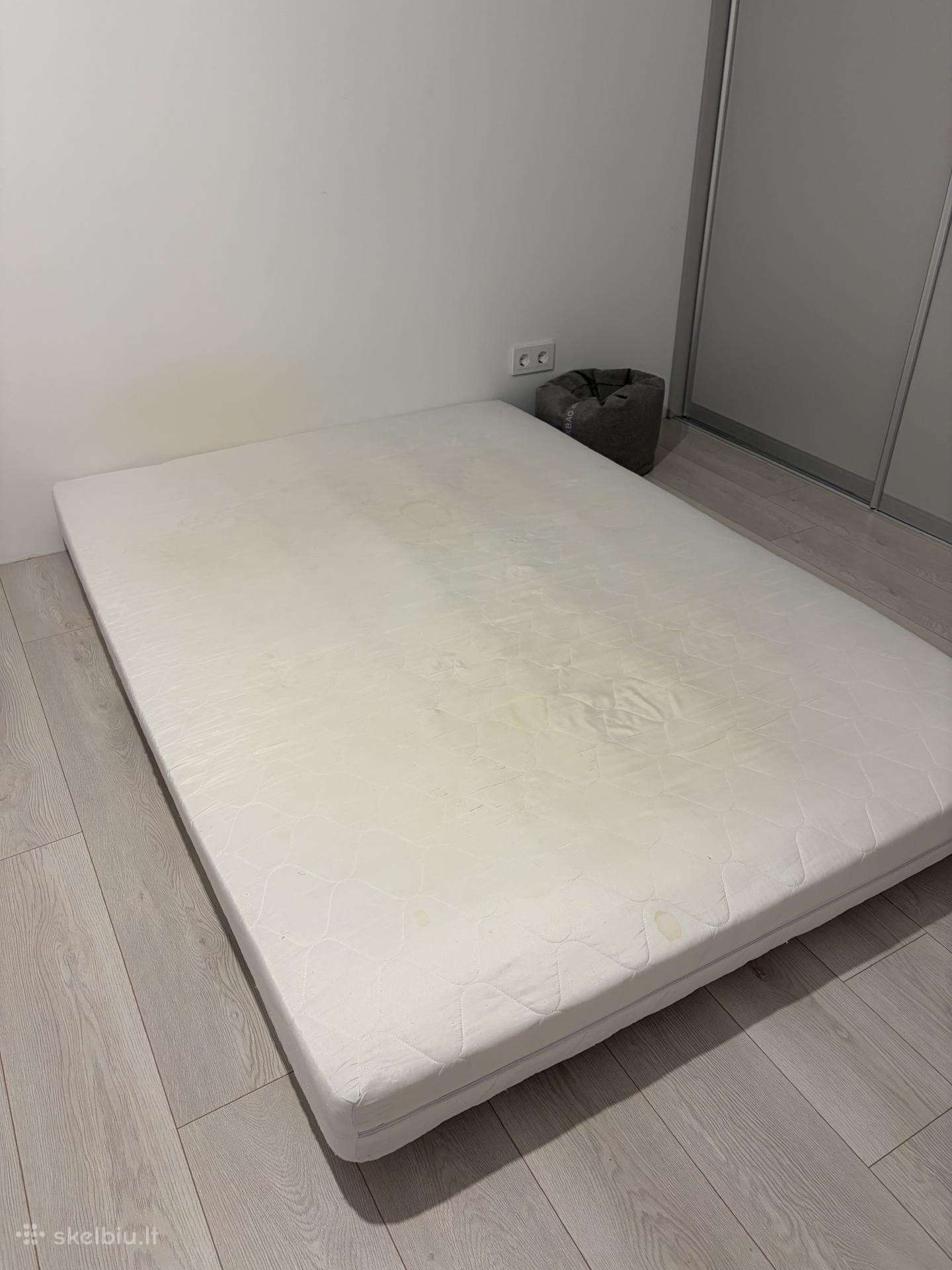 Atiduodu ciuzini 140 ant 2m