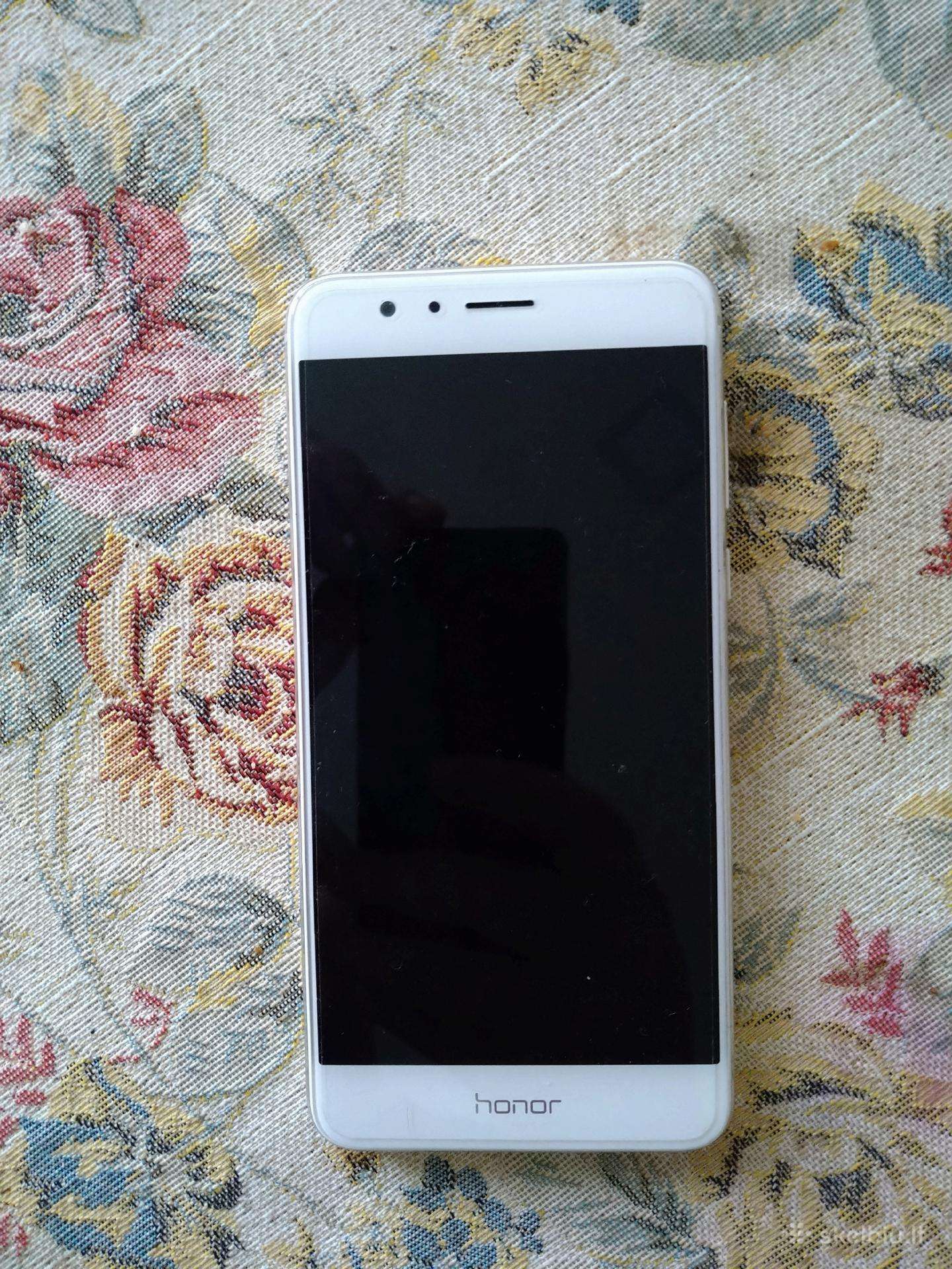Parduodu Honor 8
