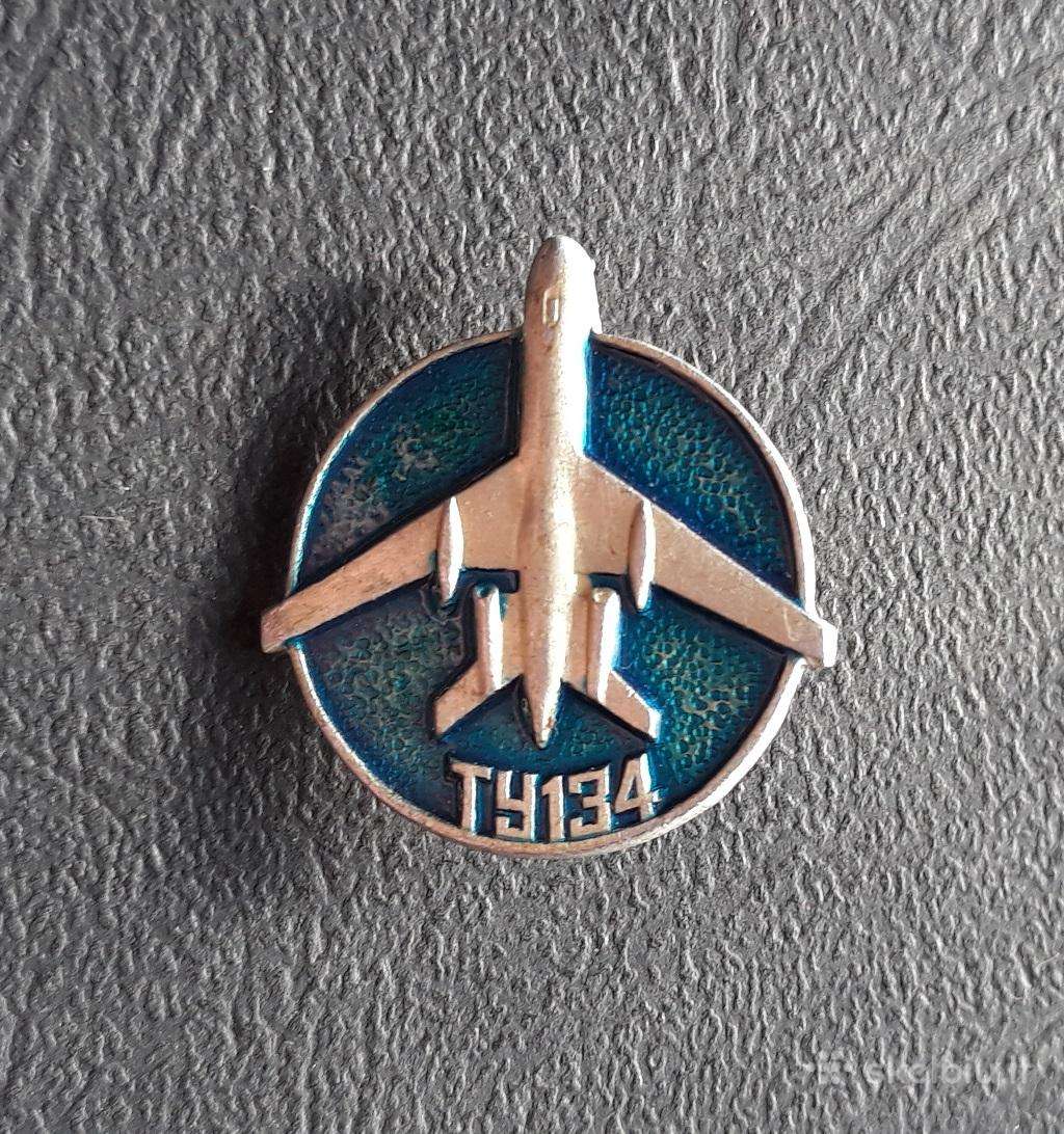 Aviacija 36 Tu-134