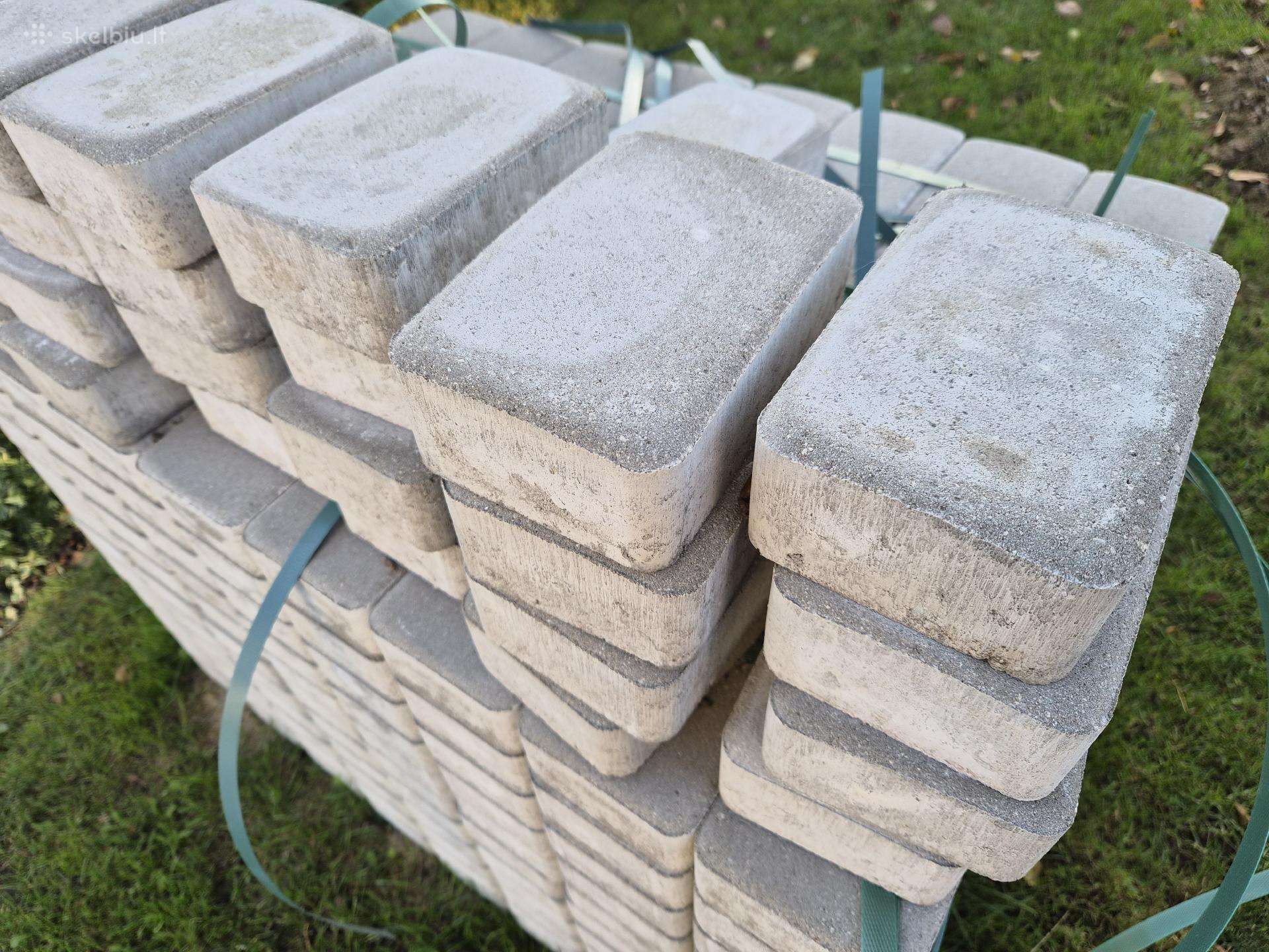 Parduodu likusias Nostal 6 Plus pilkas trinkeles