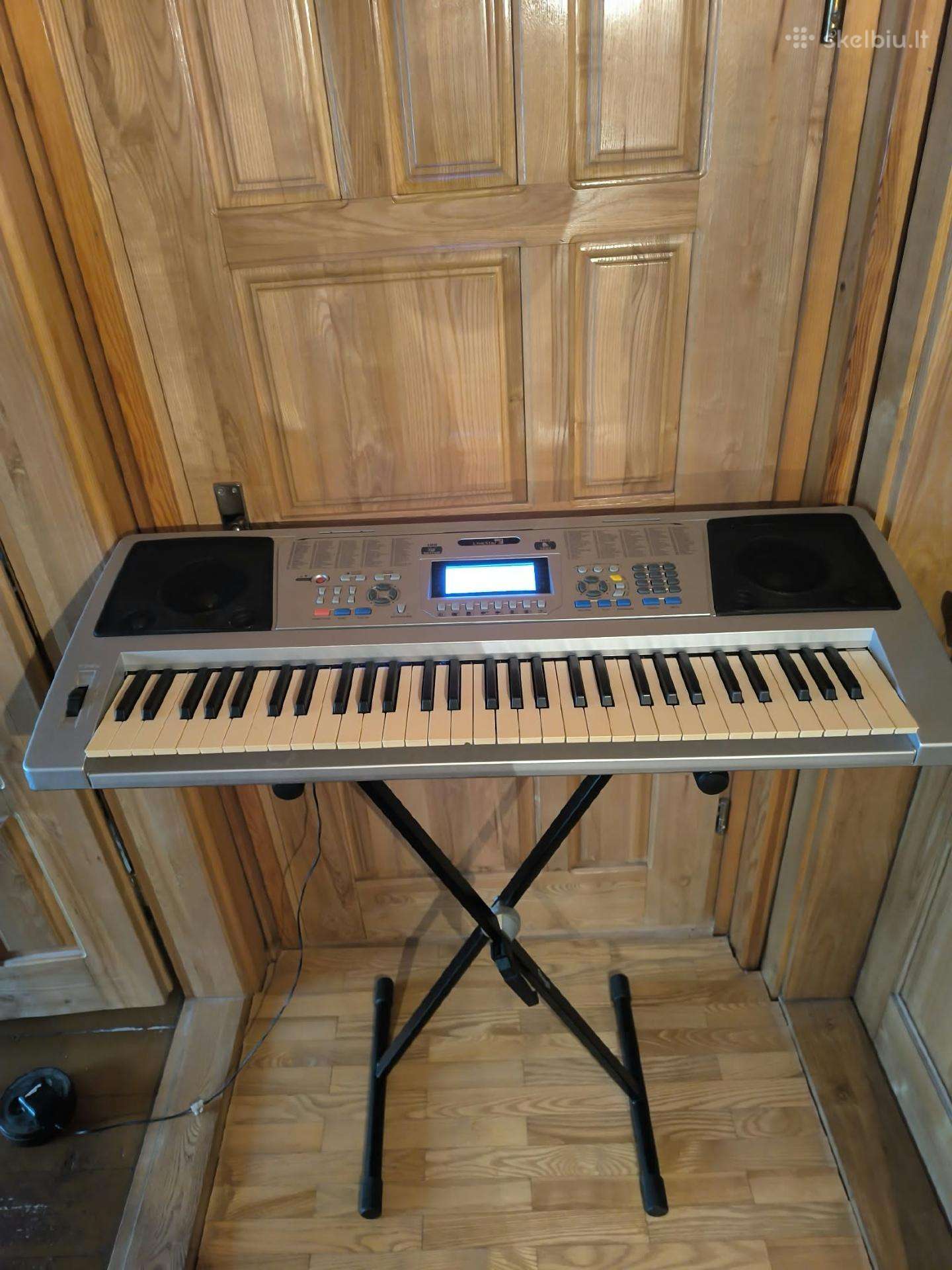 Livestar klavišinis sintezatorius su stovu