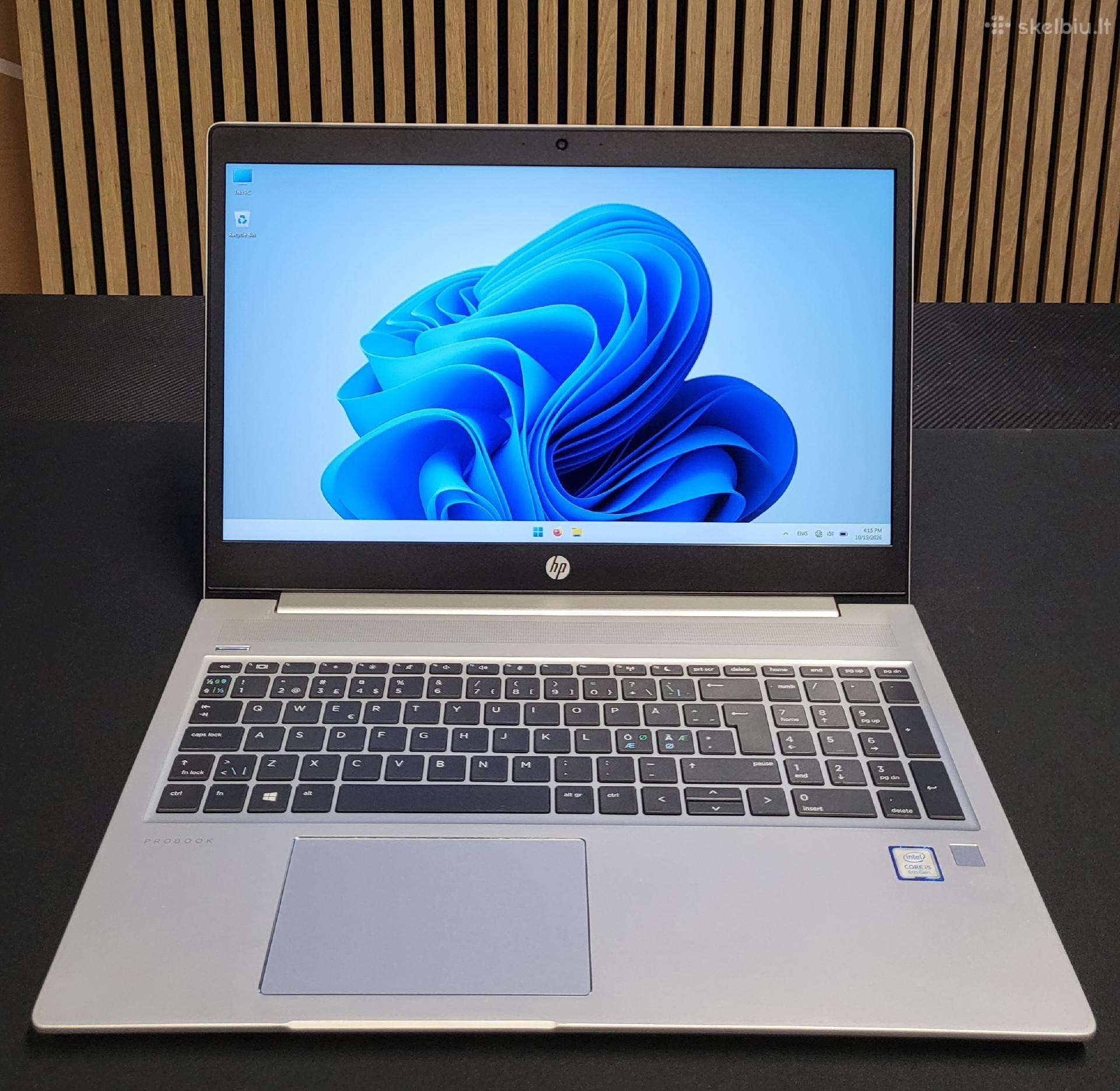 Hp 15,6 / i5 8265 / 12 GB Ddr4 / 256 SSD / Full HD