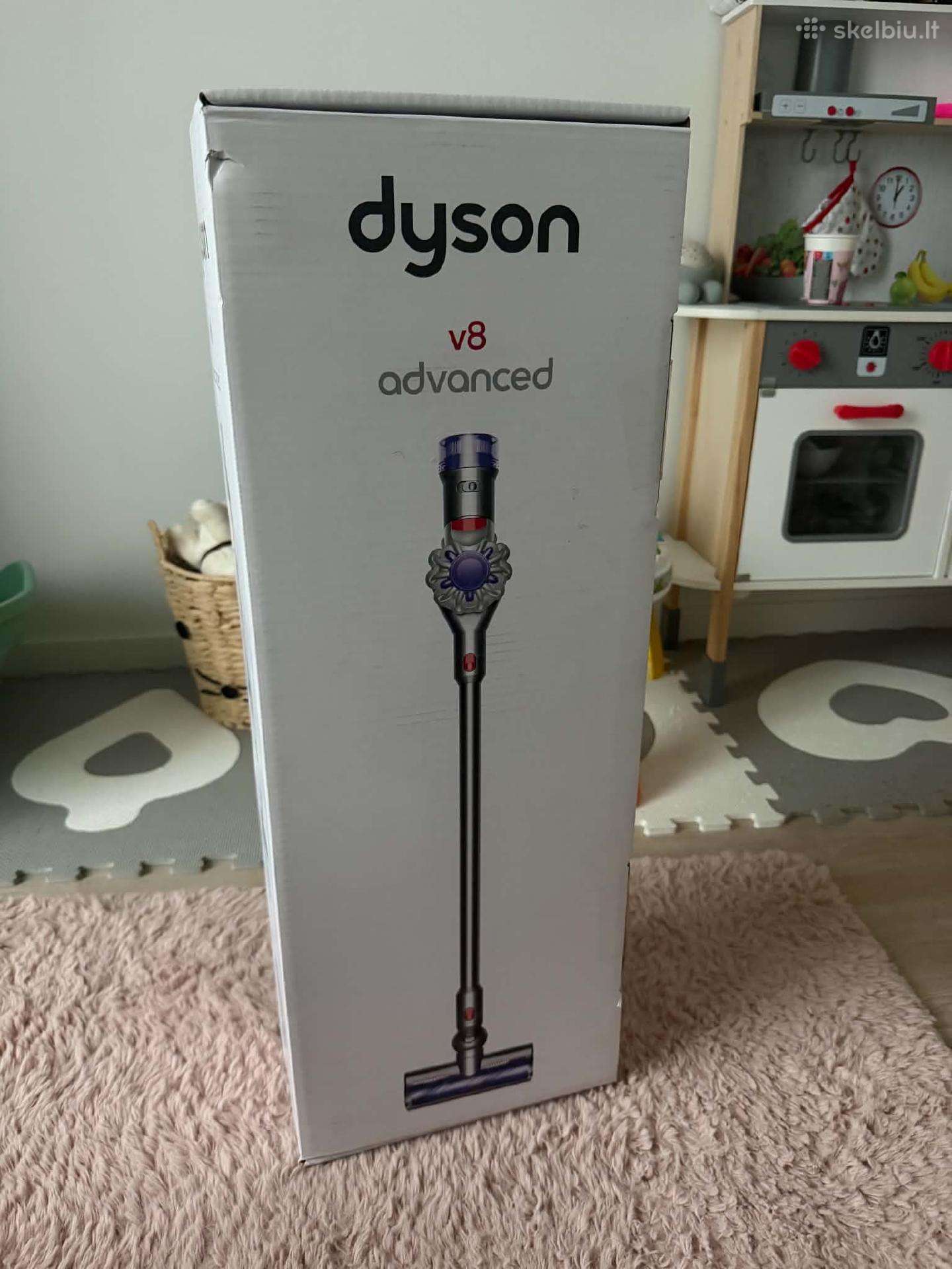 Naujas Dyson v8 advanced