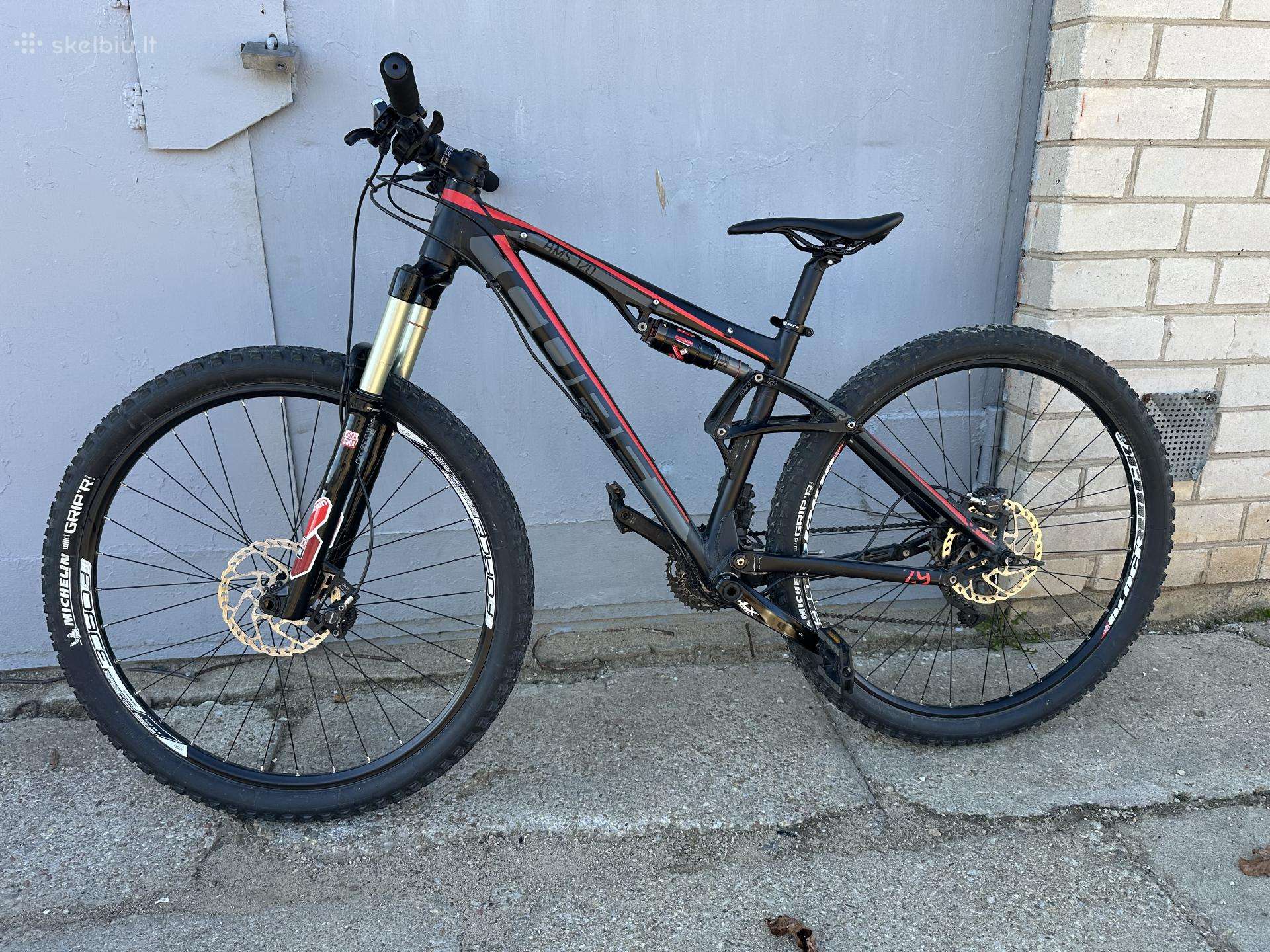 Full suspension