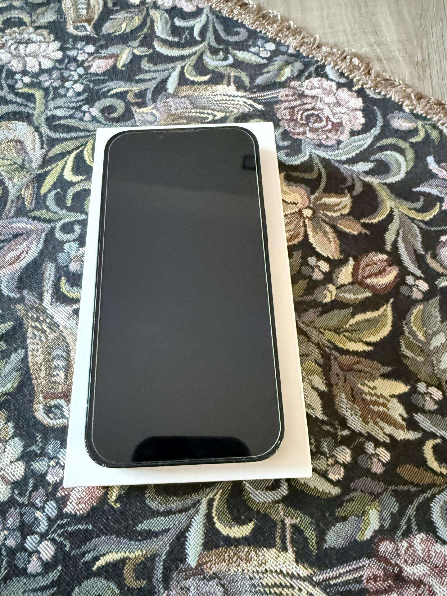 iPhone 14