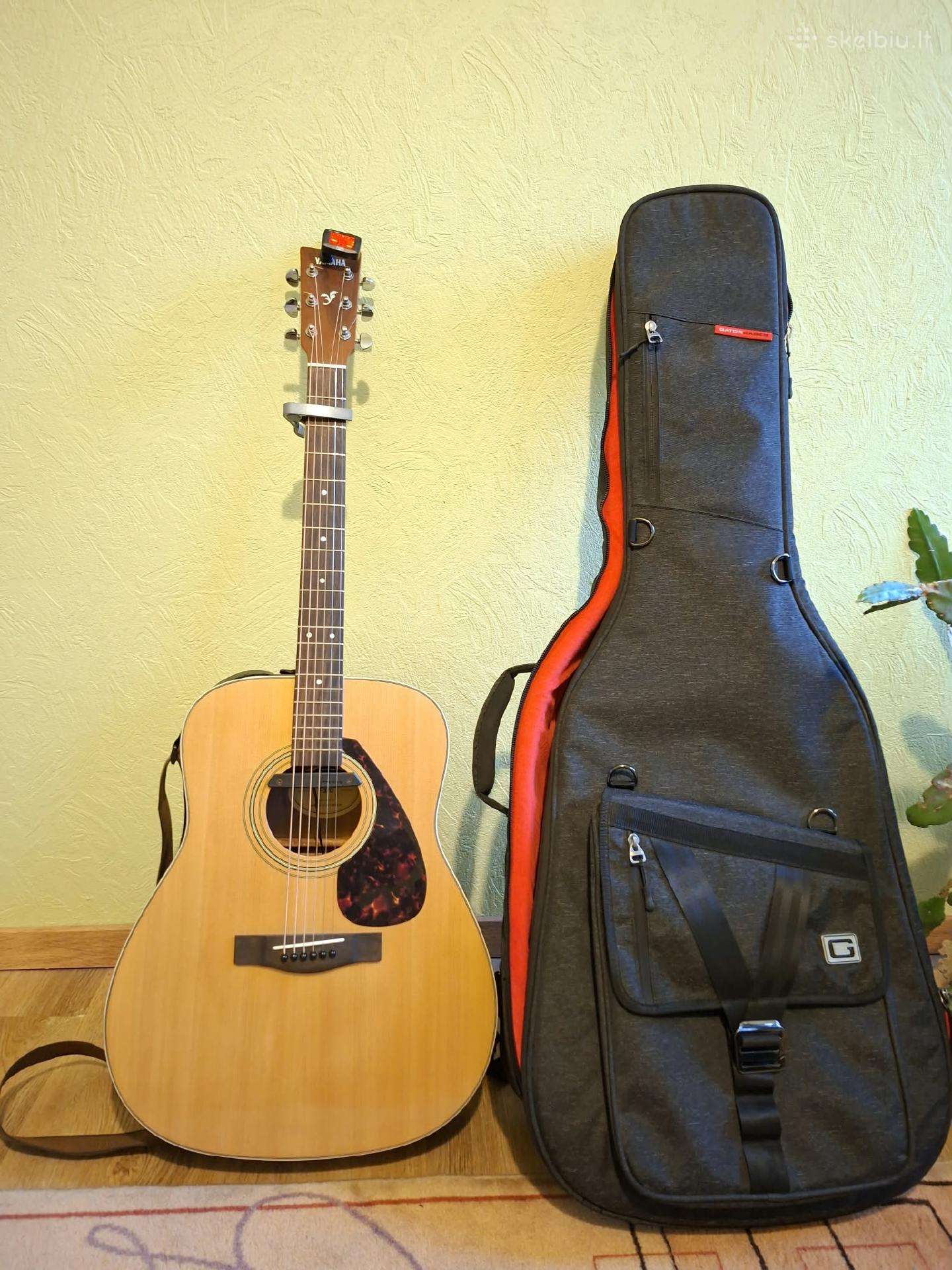 Gitara Yamaha F370 su dėklu ir priedais