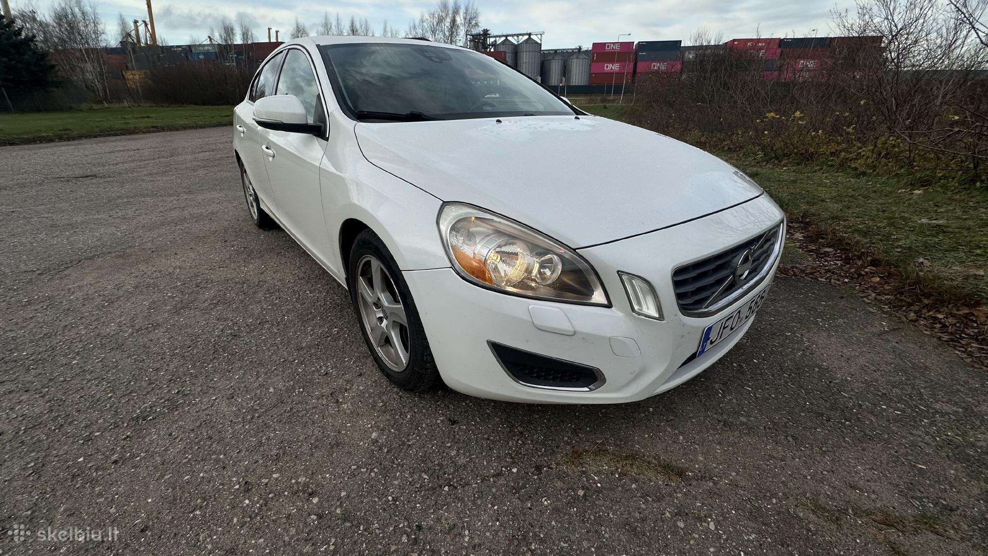 Volvo s60 2.5l, sedanas