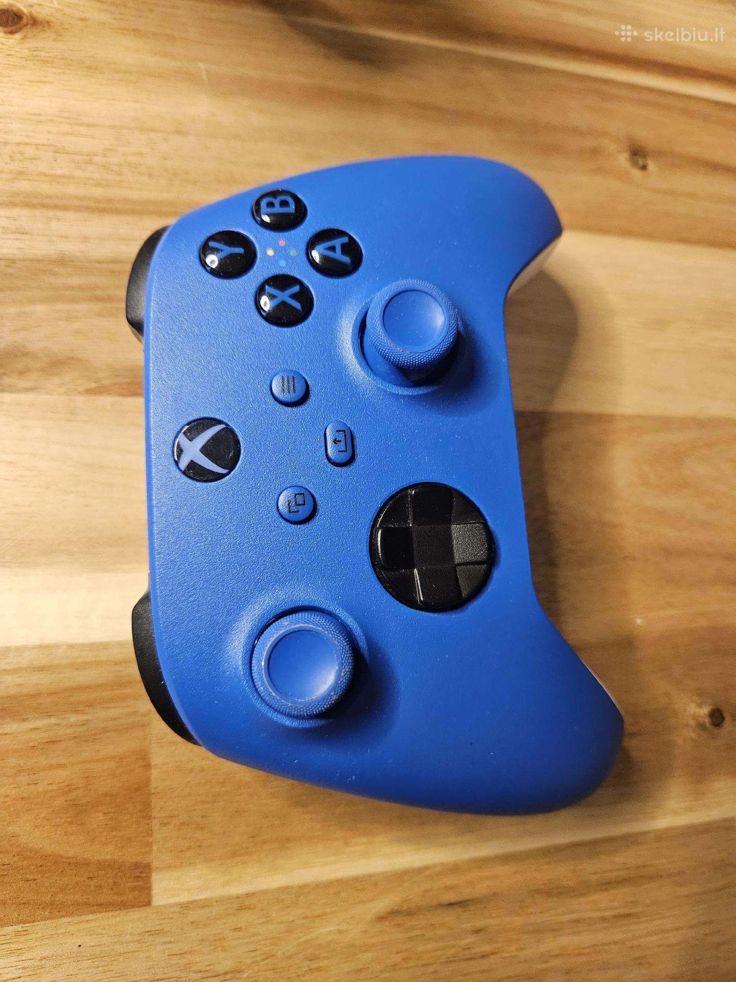 Xbox One žaidimai po €5, pultelis