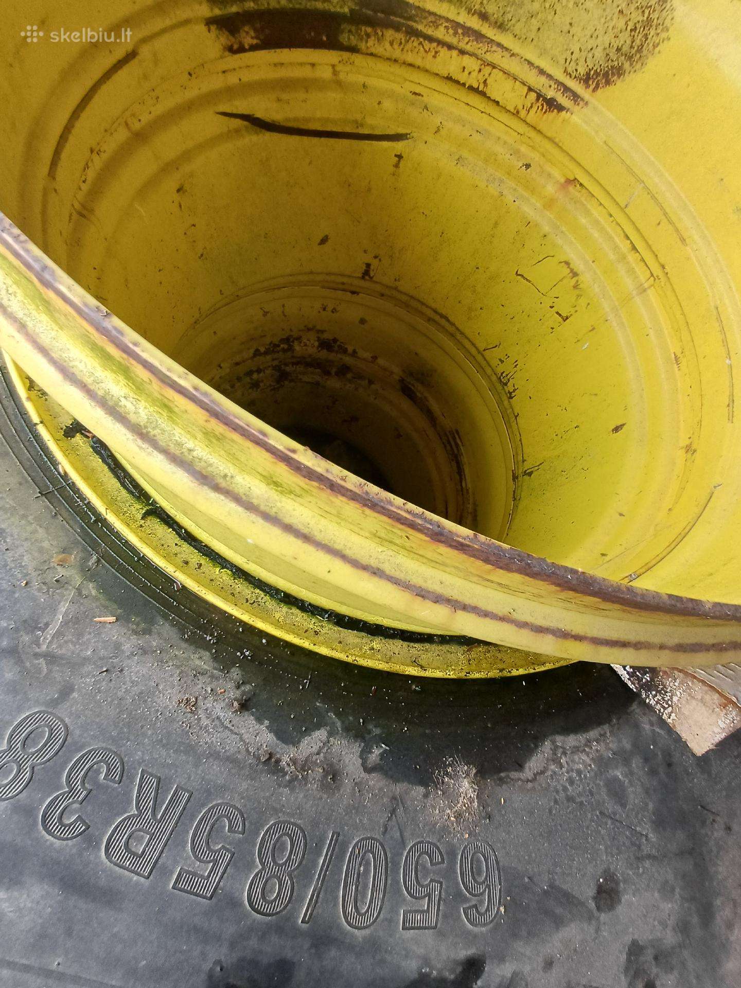 Dubliai 650/85r38