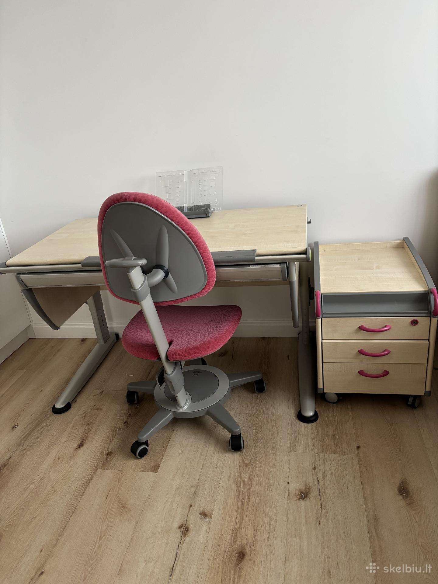 Moll firmos rašomasis stalas, kėdė ir spintelė