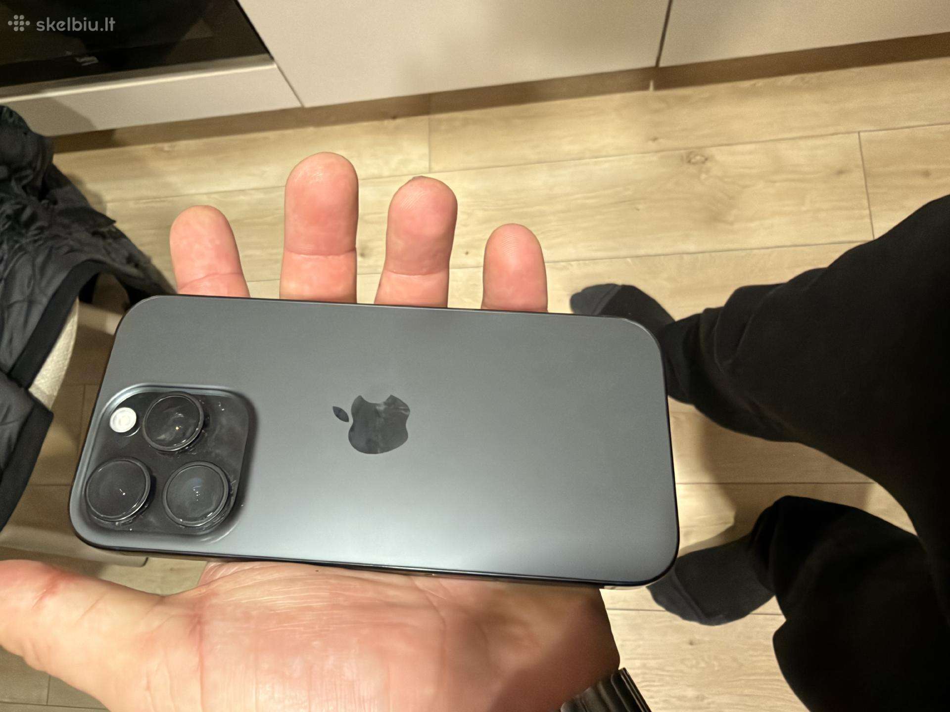 iPhone 16 pro 256gb