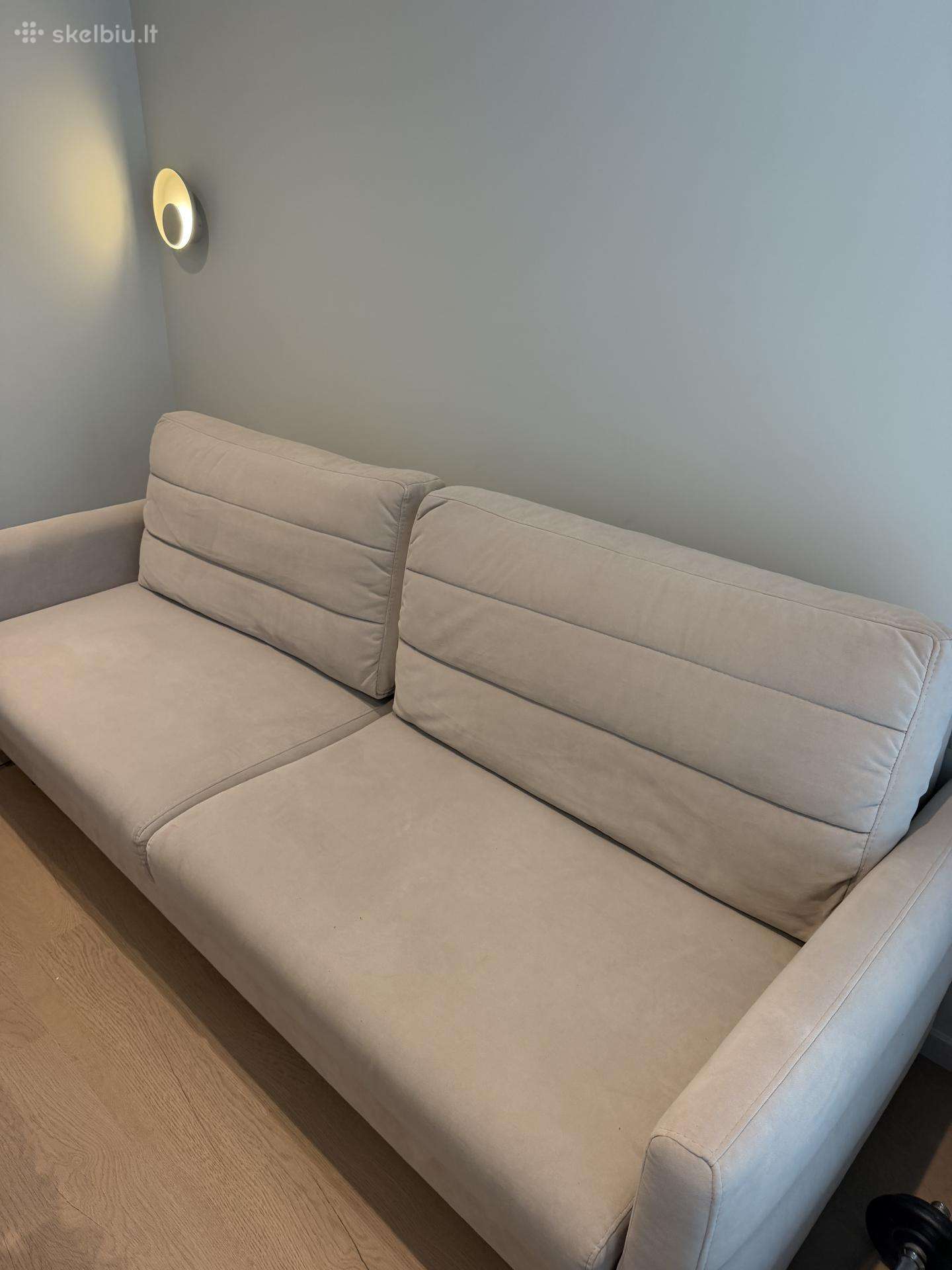 Sofa-lova smėlio spalvos
