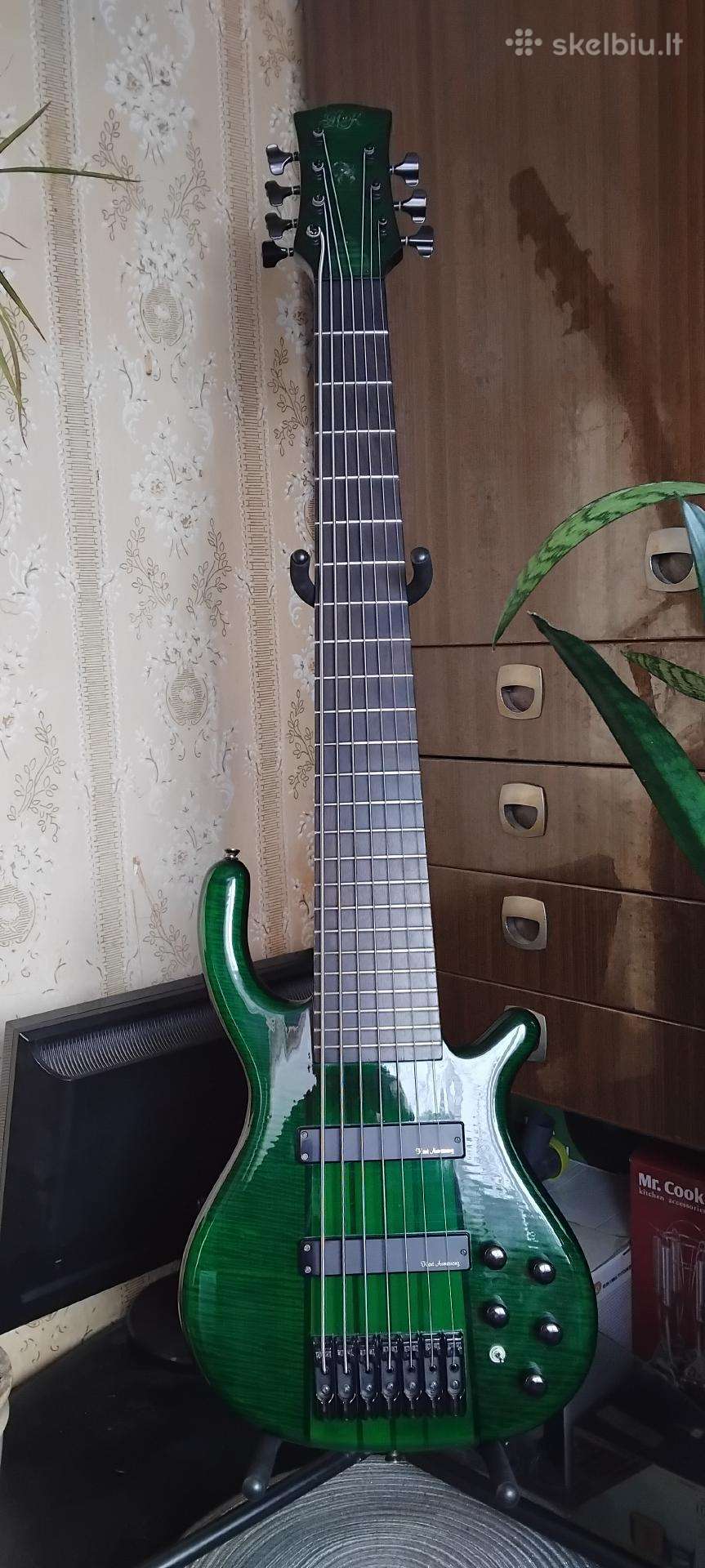Hk Scorpion- 7 bass.