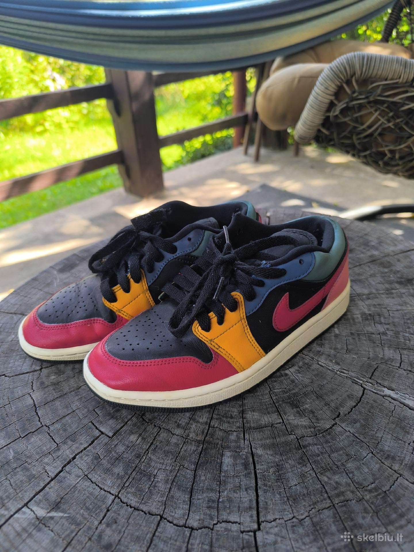 Jordan 1 low margi batai