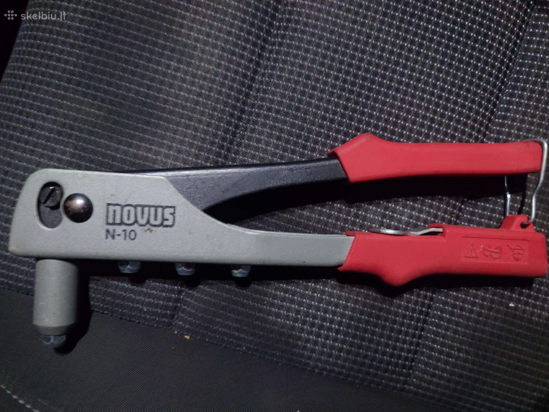 Novus kniediklis