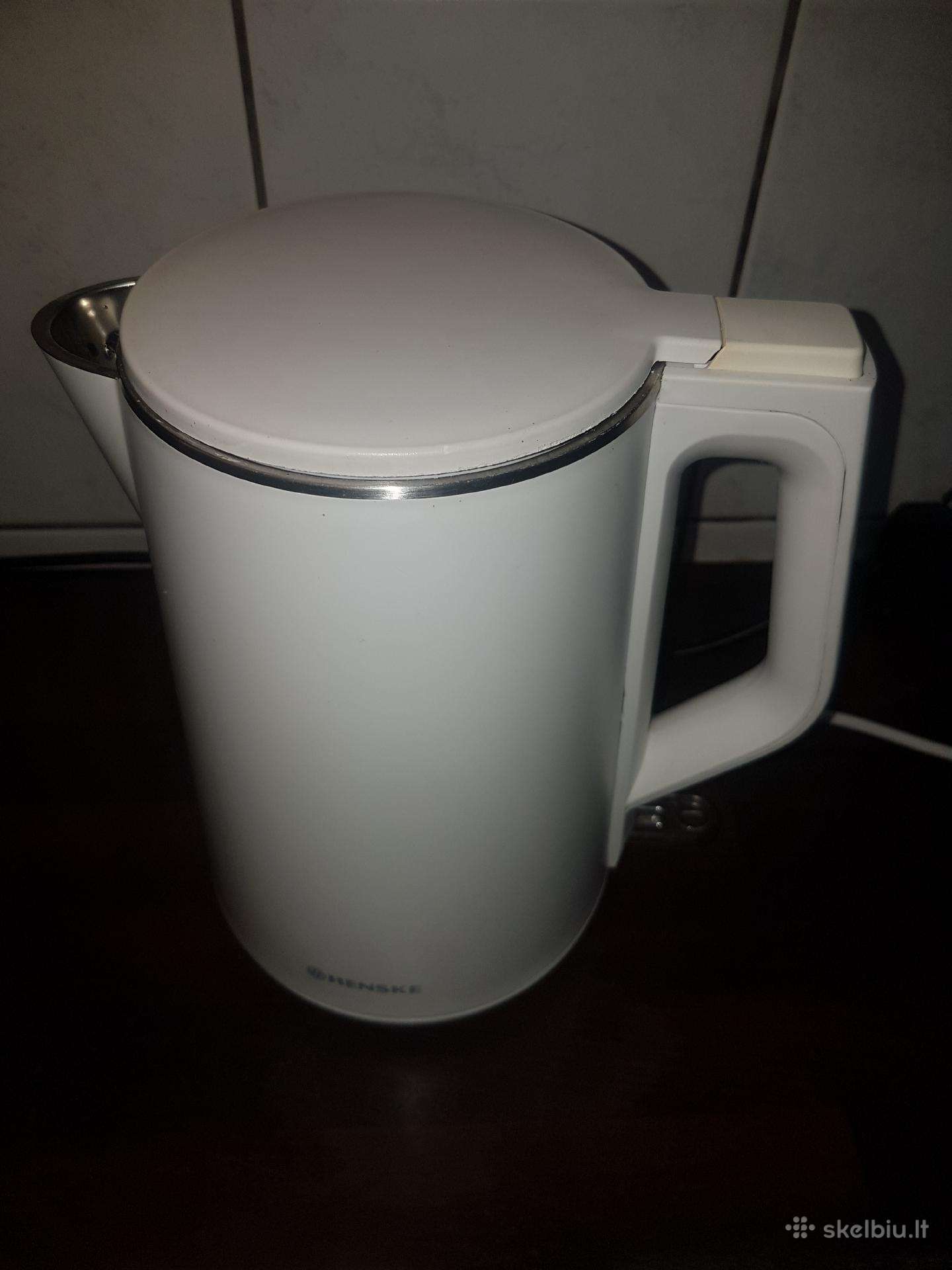 Henske baltas virdulys 1,5 l, 2200w