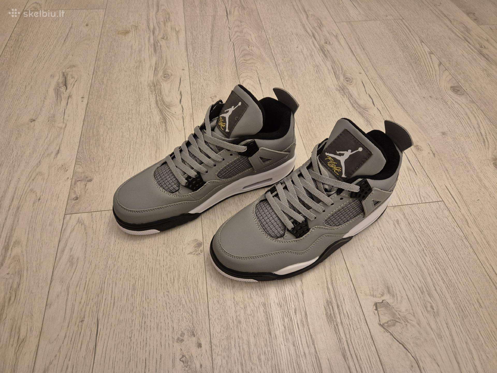 Jordan 4 Cool Grey