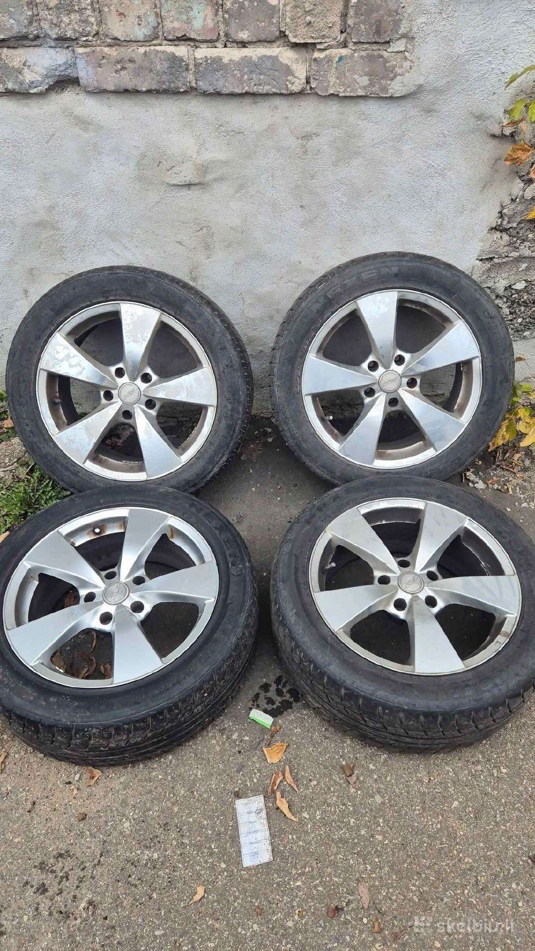R17