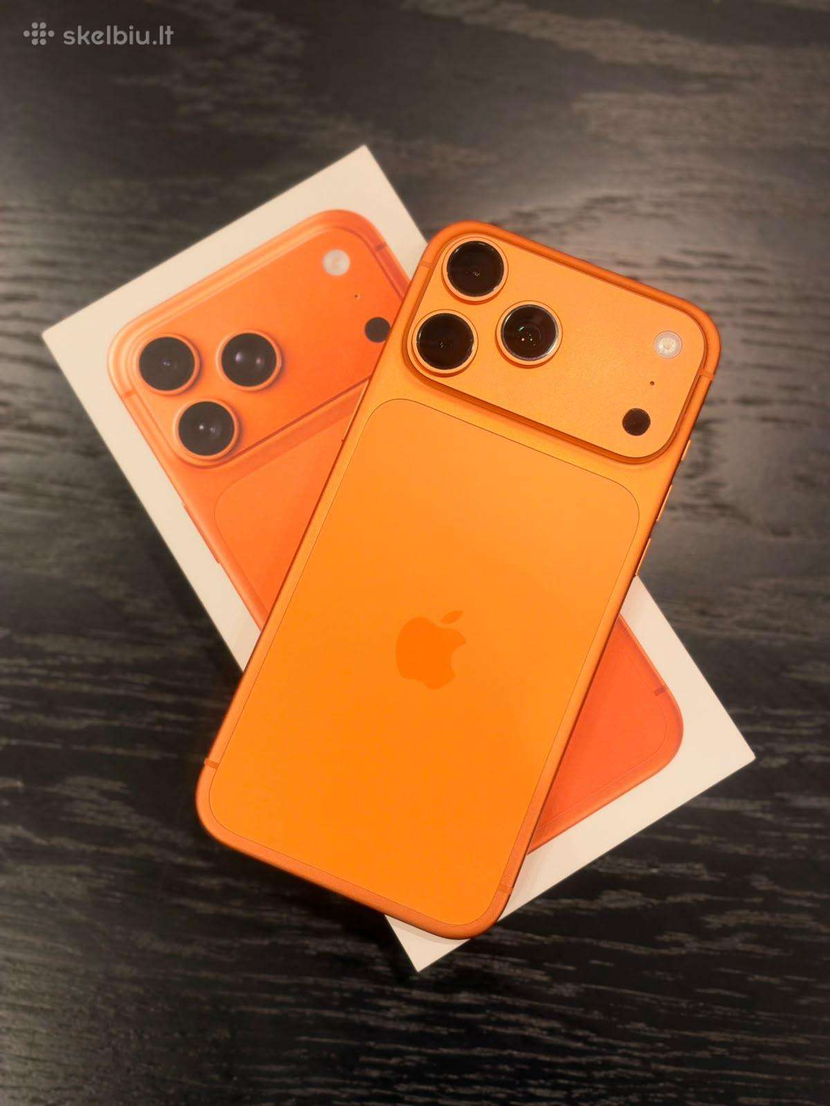 iPhone Pro Max 17 su garantija