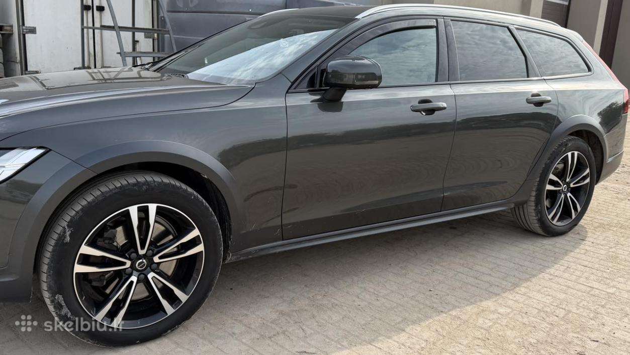 Volvo Lieti Ratlankiai 235/50 R19