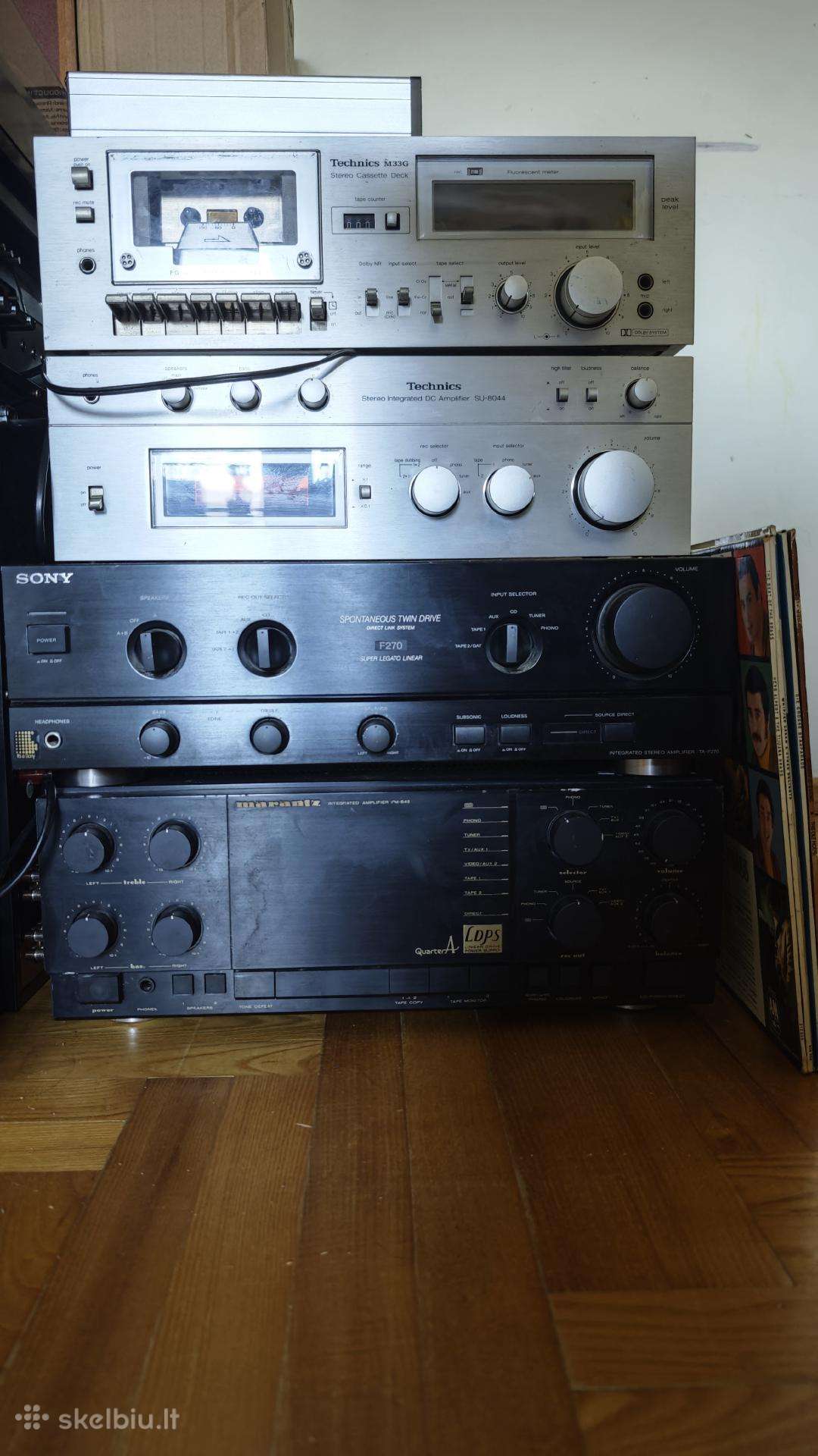 Sony f270 stiprintuvas