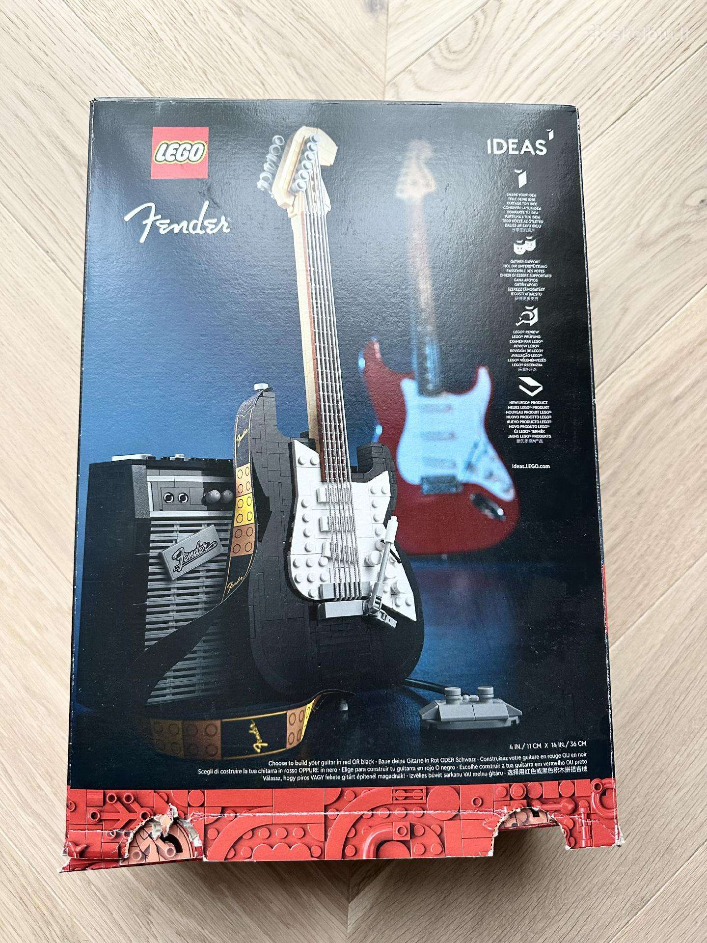 Originalus Lego Ideas Fender Stratocaster 21329