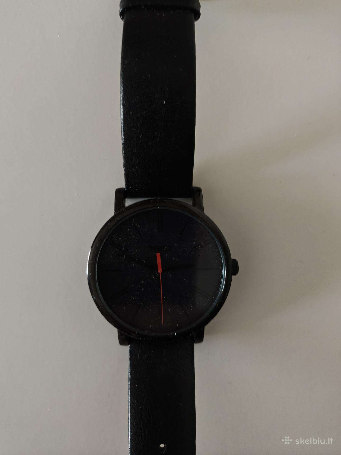 Timex juodas laikrodis