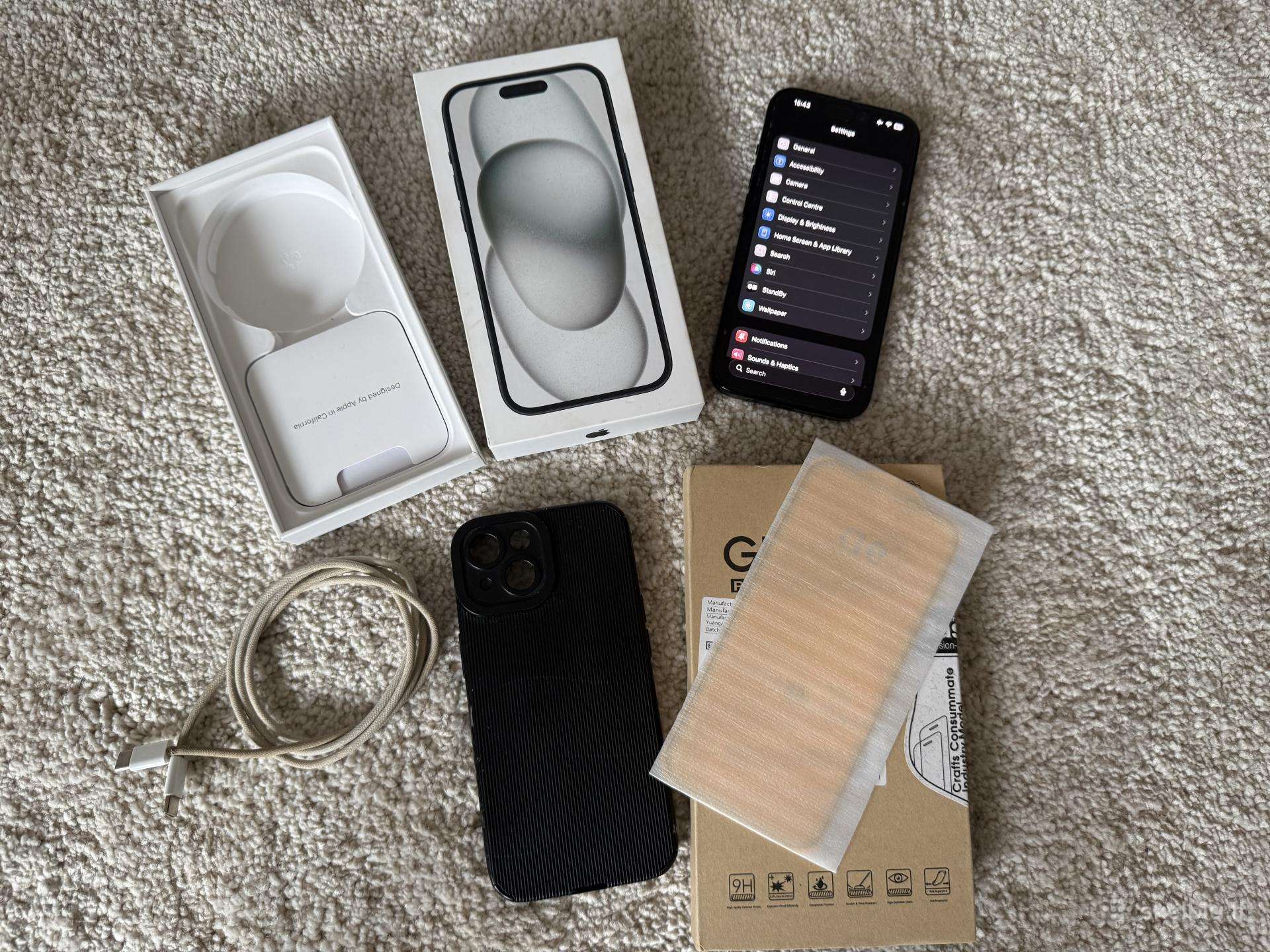 iPhone 15