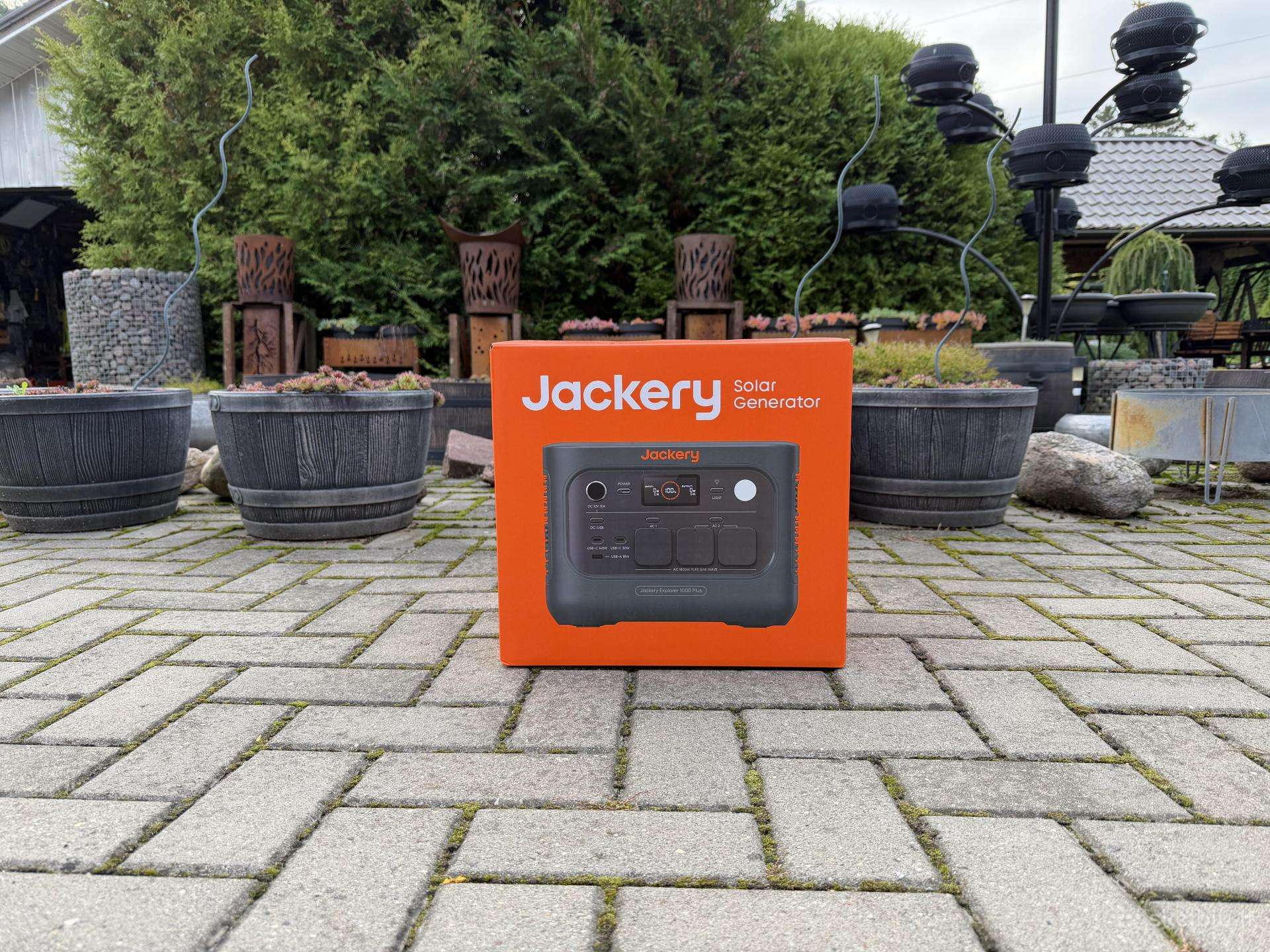 Jackery Explorer 1000 Plus V2
